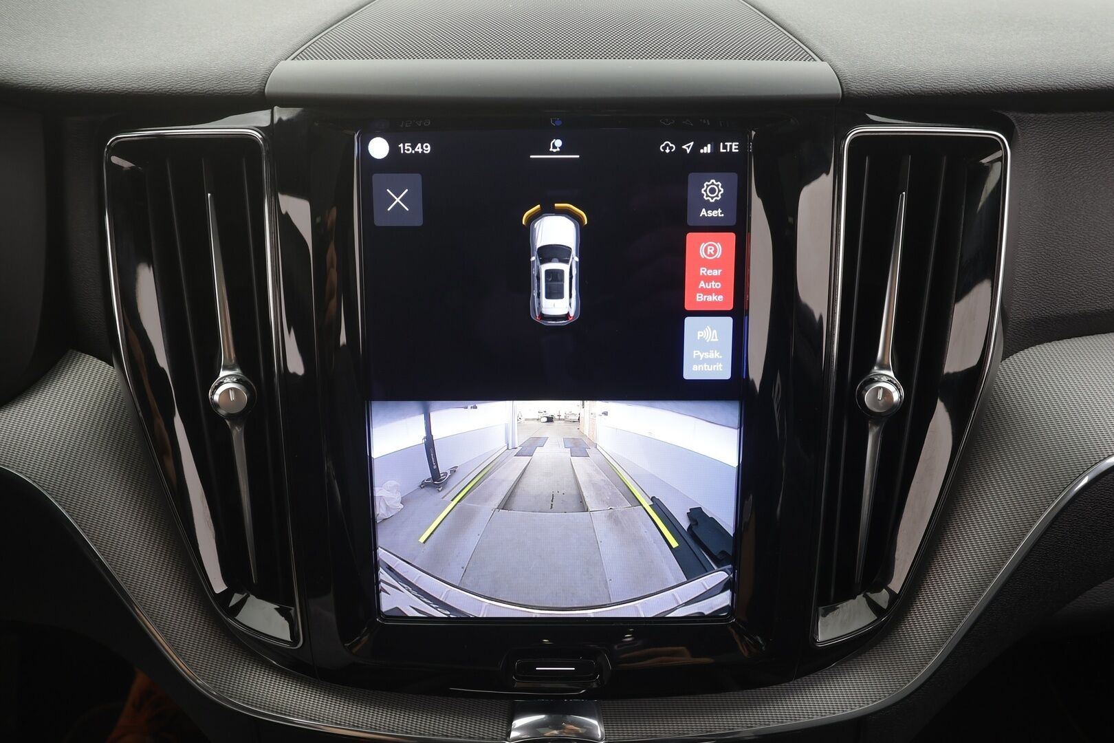 Volvo XC60 2022 T6 TwE AWD Business R-Design aut - | Muistipenkki | Koukku | Puolinahat | Panorama | Keyless | High Perf. Audio | P.kamera | Sähk. takaluukku | 22" vanteet | 2x renkaat aluin | 