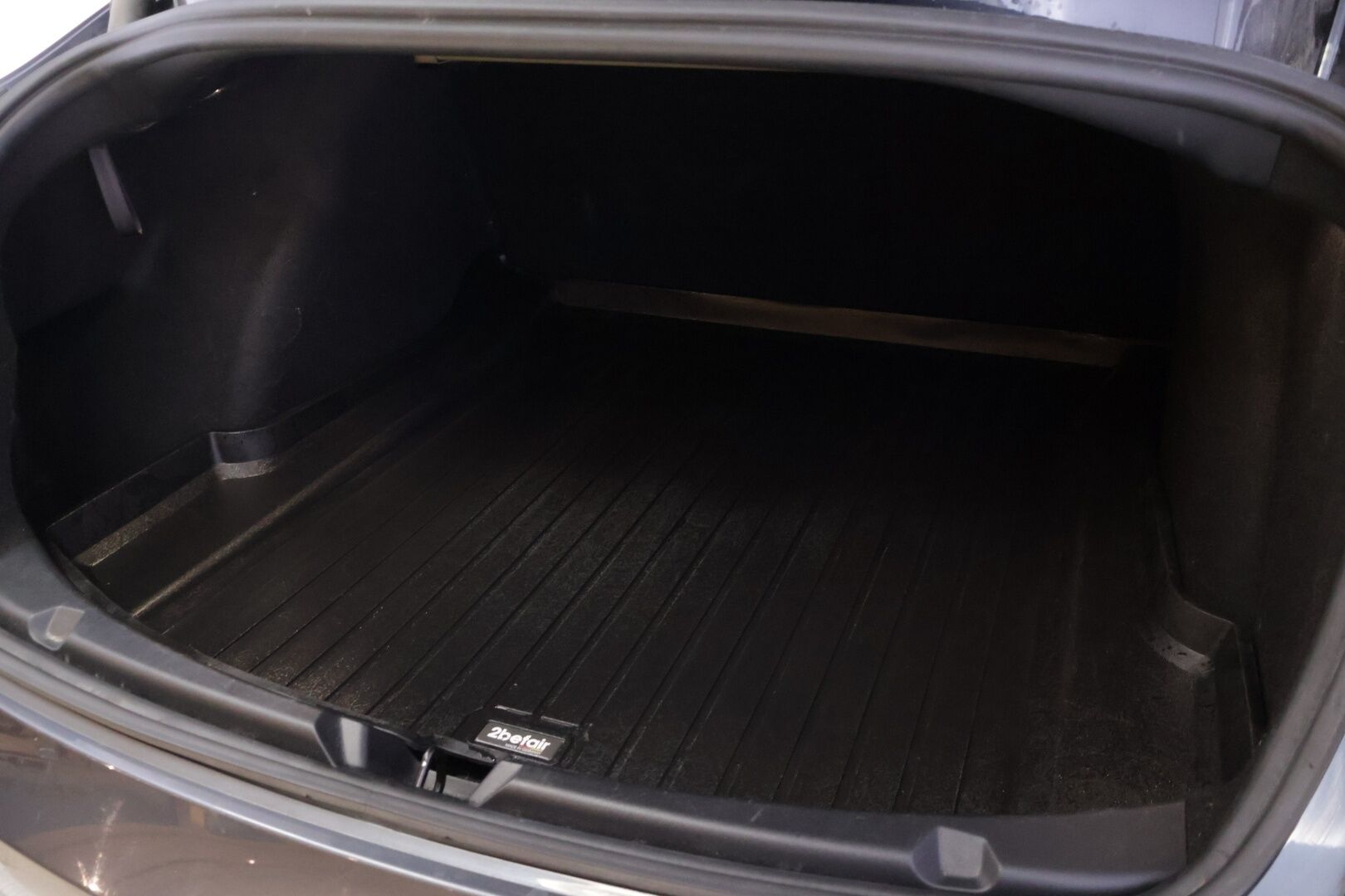 Tesla Model 3 2023 Standard Range Plus *Autopilot 3 / ILP / Lasikatto / Kahdet vanteet / Akuston esilämmitys / Sähkökontti* - AMD Ryzen