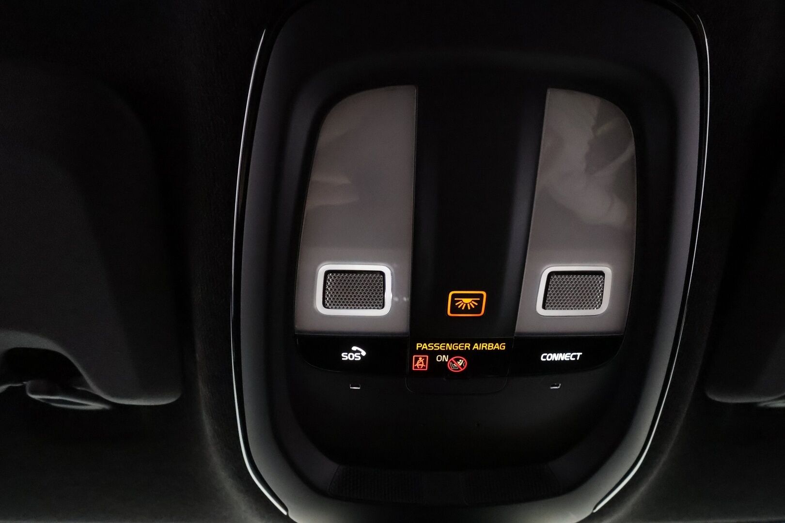 Polestar 2 2022 Long Range Dual Motor, 300kW, 78kWh **Pixelit / Lämpöpumppu / Pilot&Plus paketti / H&K / Lasikatto / Muistipenkki / 360 kamera** - 3,99 % KORKOTARJOUS TÄHÄN AUTOON - Akku kuntotarkistettu! / Kahdet renkaat