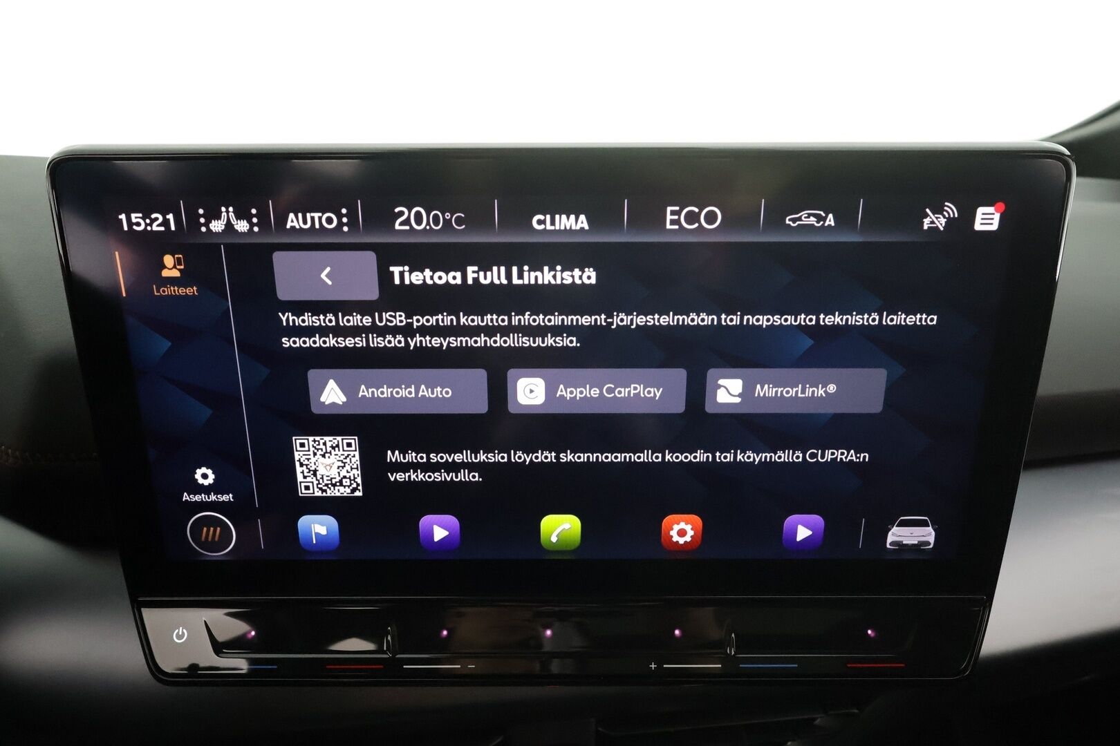 CUPRA Born 2022 e-Boost 170kW * Lasikatto / HUD / ILP / ACC / LED / P.kamera / Navi / Kaistavahti / Keyless * - 2x Latauskaapelit / Kahdet renkaat aluvanteilla