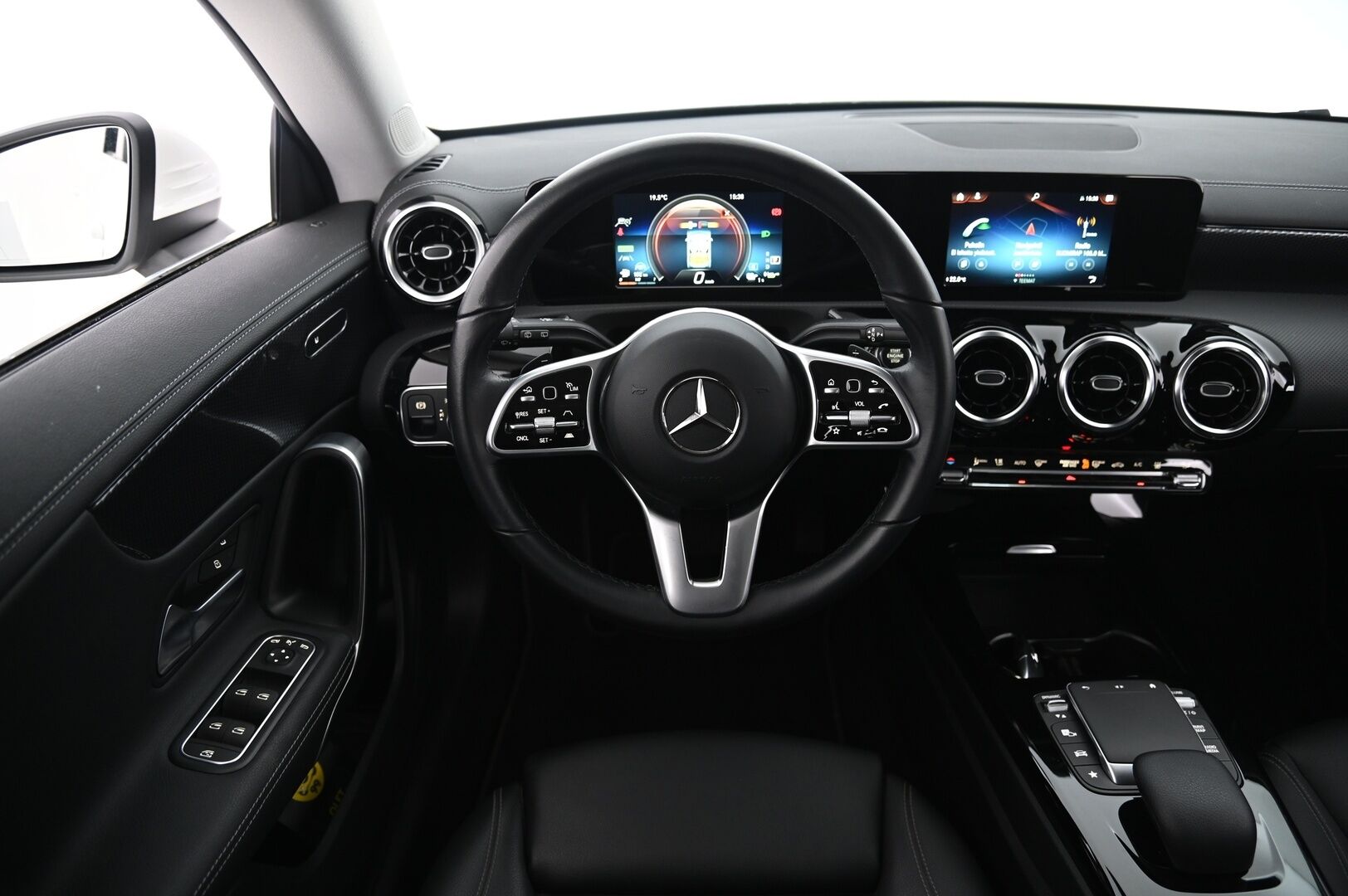 MERCEDES-BENZ CLA 2022 250 e A Shooting Brake / DTR+ / 360 Kamera / Navi / MB Me / Digimittaristo* - / Edulliset käyttökulut / Hyvät varusteet /