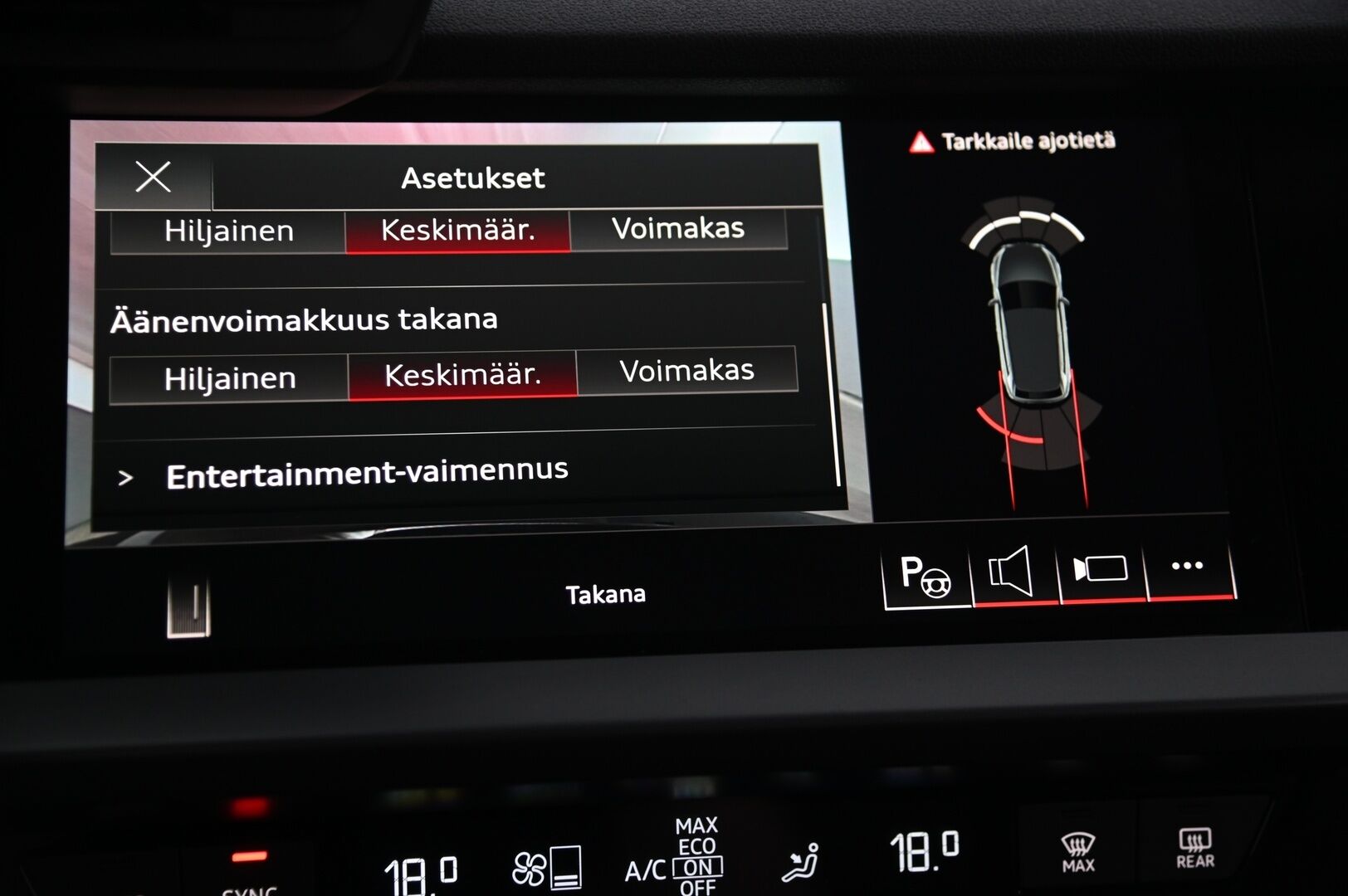 Audi A3 2025 Sportback 35 TFSI - Merkkihuollot | Flat Bottom | ACC | P.kamera | Sporttipenkit | Digimittaristo | 2x Renkaat ja Vanteet