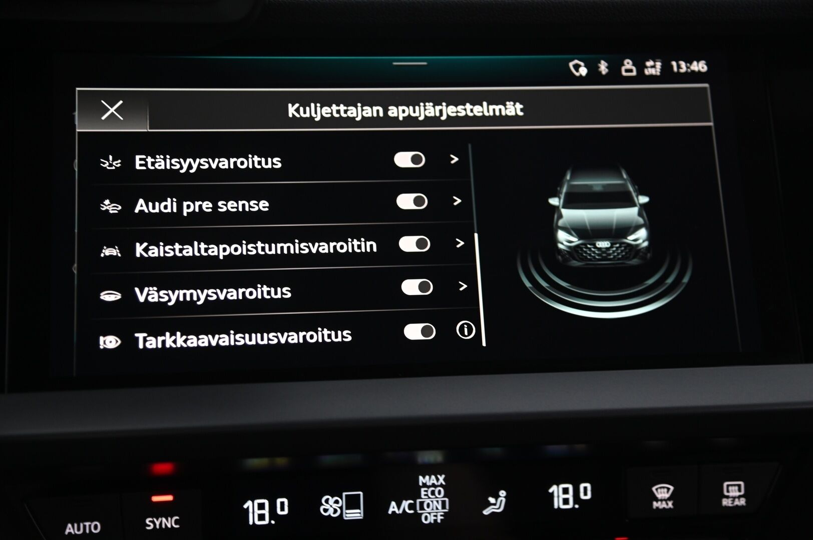 Audi A3 2025 Sportback 35 TFSI - Merkkihuollot | Flat Bottom | ACC | P.kamera | Sporttipenkit | Digimittaristo | 2x Renkaat ja Vanteet