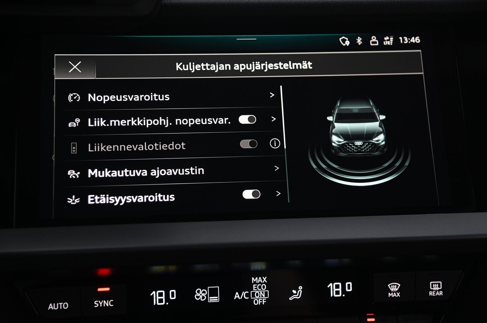 Audi A3 2025 Sportback 35 TFSI - Merkkihuollot | Flat Bottom | ACC | P.kamera | Sporttipenkit | Digimittaristo | 2x Renkaat ja Vanteet