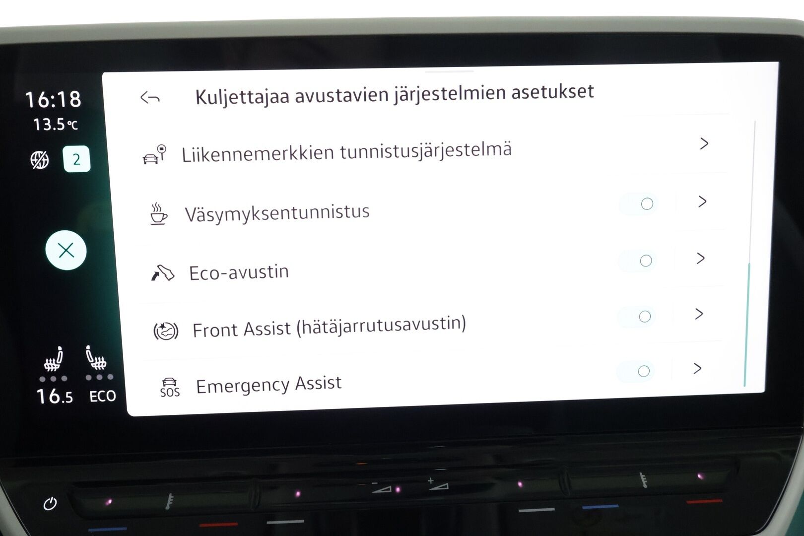 Volkswagen ID. Buzz 2023 150kW PRO Business * ACC / Matrix-LED / P.Kamera / Koukku / Puolinahat / Navi / Kaistavahti / Keyless * - 2x Latauskaapelit / Kahdet renkaat / Merkkihuollot - HULLU BLACKWEEK KORKOTARJOUS 2,49%