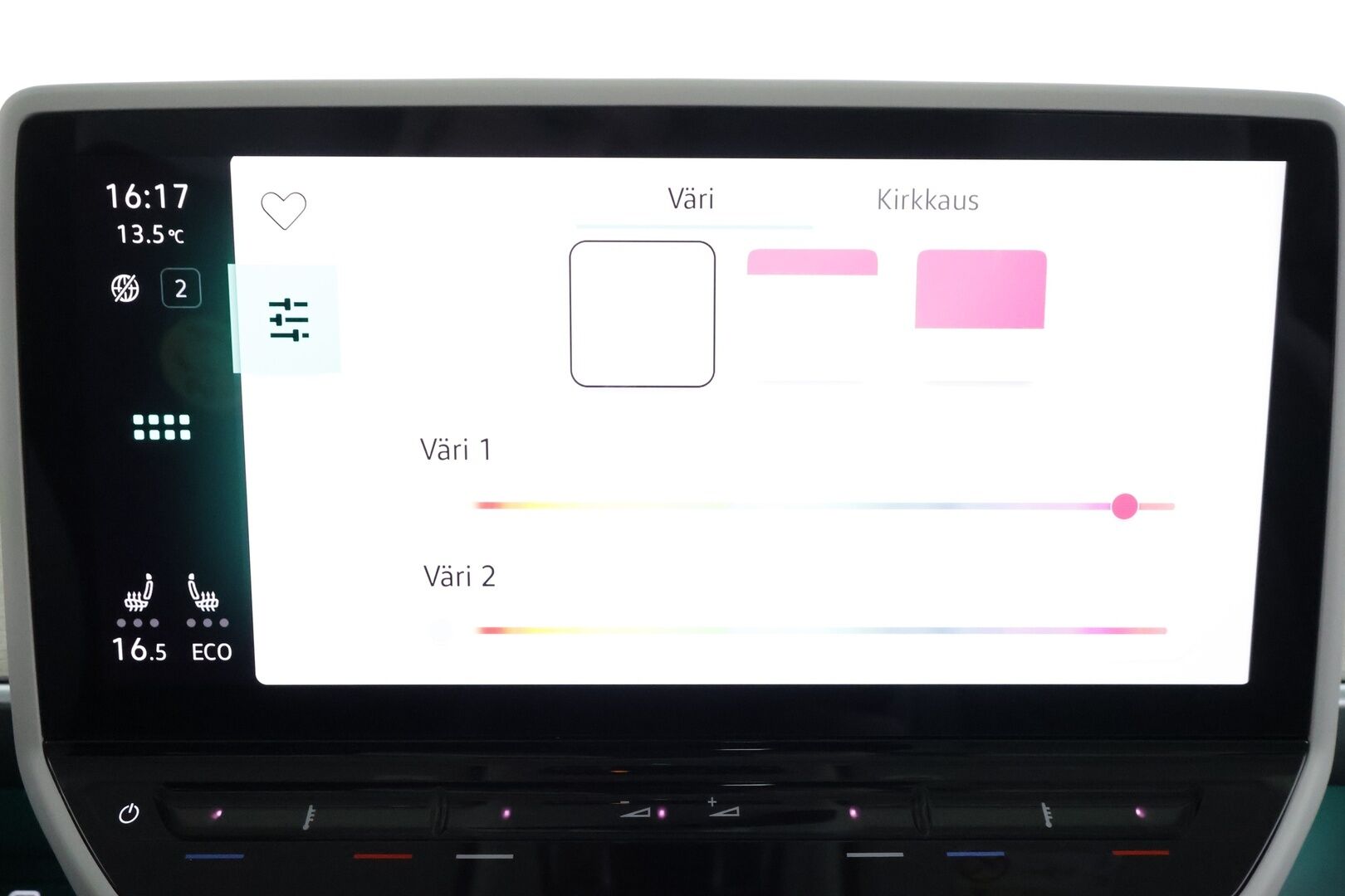 Volkswagen ID. Buzz 2023 150kW PRO Business *Sähköiset liukuovet / ACC / Matrix-LED / P.Kamera / Koukku / Puolinahat / Navi / Keyless * - Akku kuntotarkastettu SoH 97,8% / 2x Latauskaapelit / Kahdet renkaat / Merkkihuollot