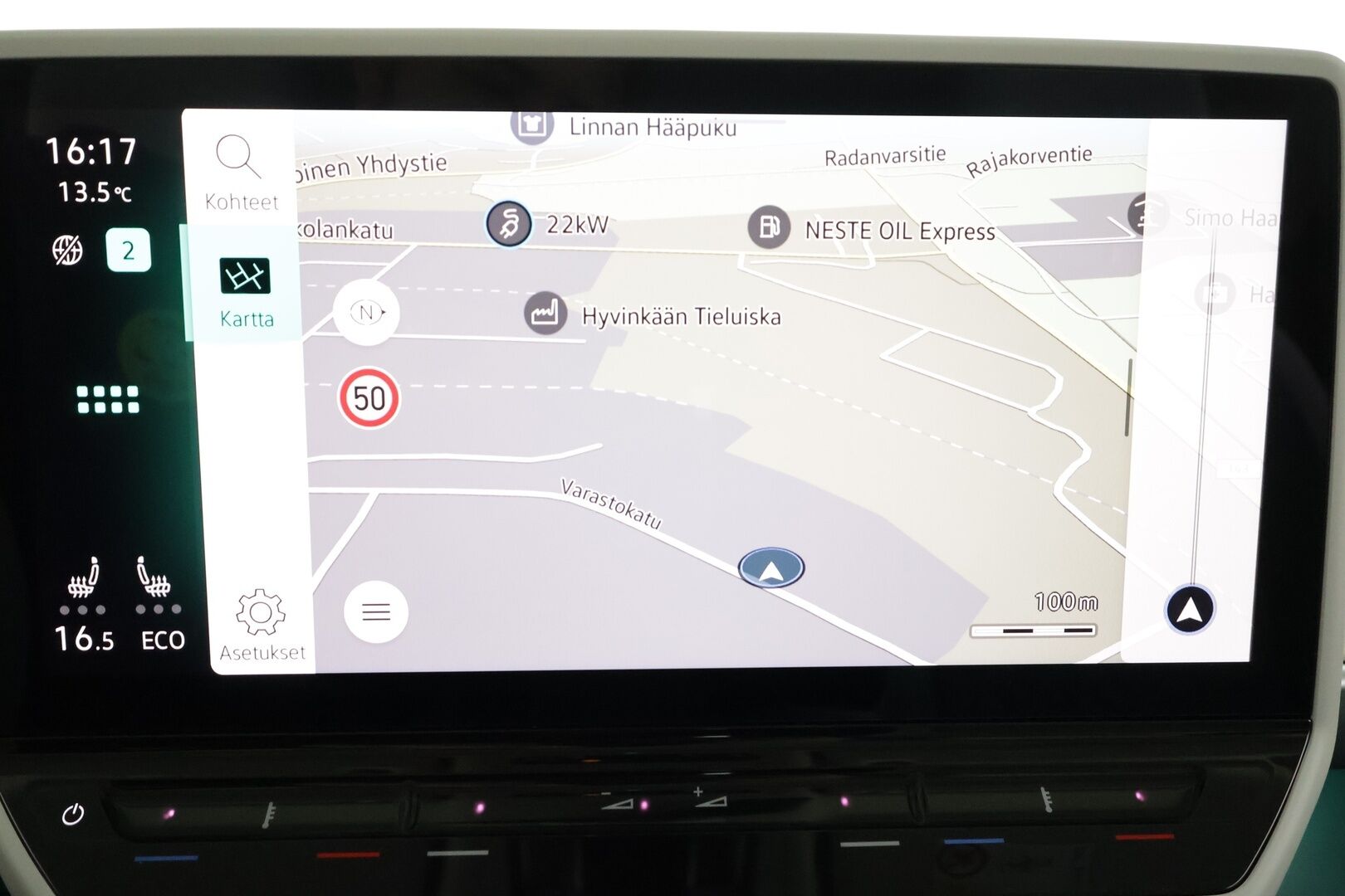 Volkswagen ID. Buzz 2023 150kW PRO Business * ACC / Matrix-LED / P.Kamera / Koukku / Puolinahat / Navi / Kaistavahti / Keyless * - 2x Latauskaapelit / Kahdet renkaat / Merkkihuollot - HULLU BLACKWEEK KORKOTARJOUS 2,49%