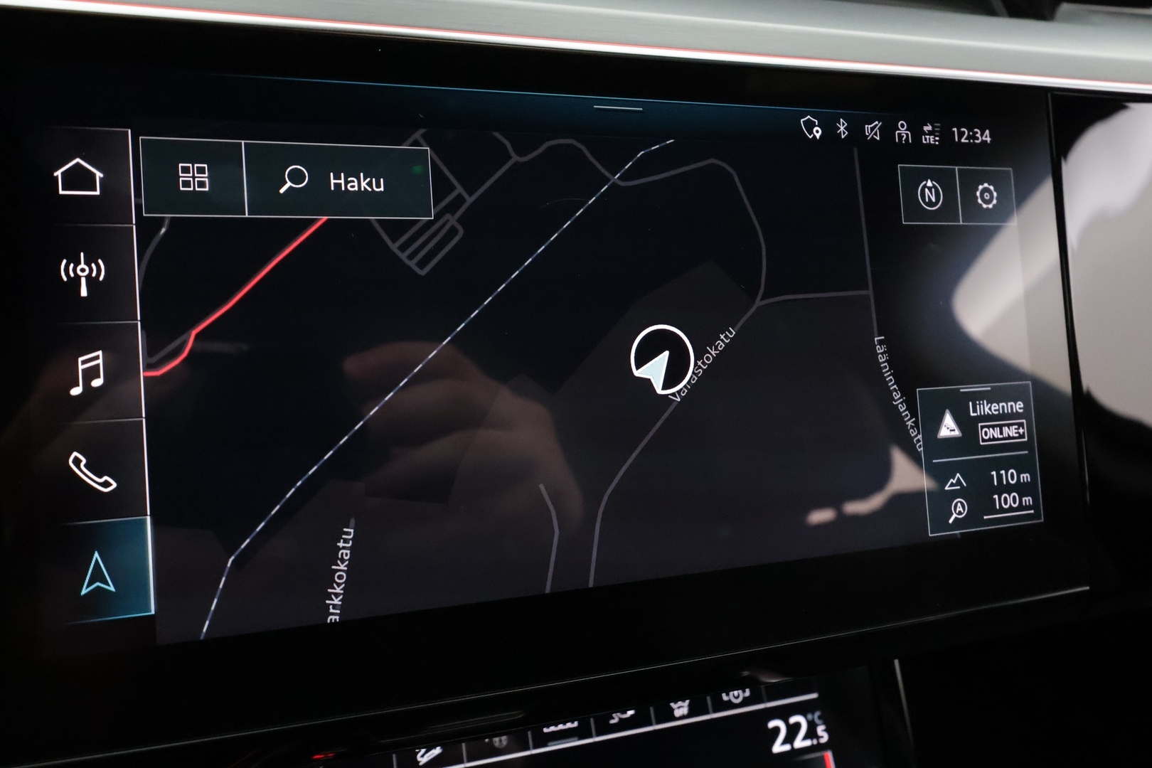 AUDI Q8 E-TRON 2024 55 quattro Progress - | S-Line | Koukku | ACC | LED | 360 | B&O | Sportpenkki Muistilla | Ilma-alusta | HUD | 2x aluvanteet | ALV