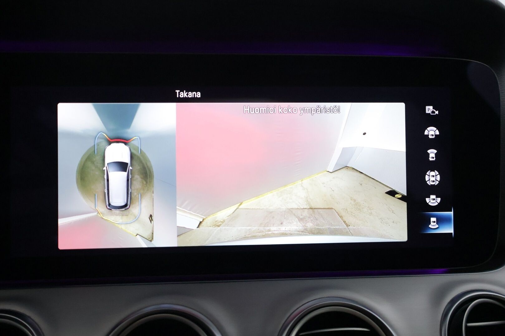 MERCEDES-BENZ E 2021 300 de T A Business Avantgarde - | Kovat Varusteet | Todella Vähän Ajettu | Distronic | Multibeam | Panorama | 360 | Sportpenkit | Widescreen | Kahdet renkaat aluvanteilla |