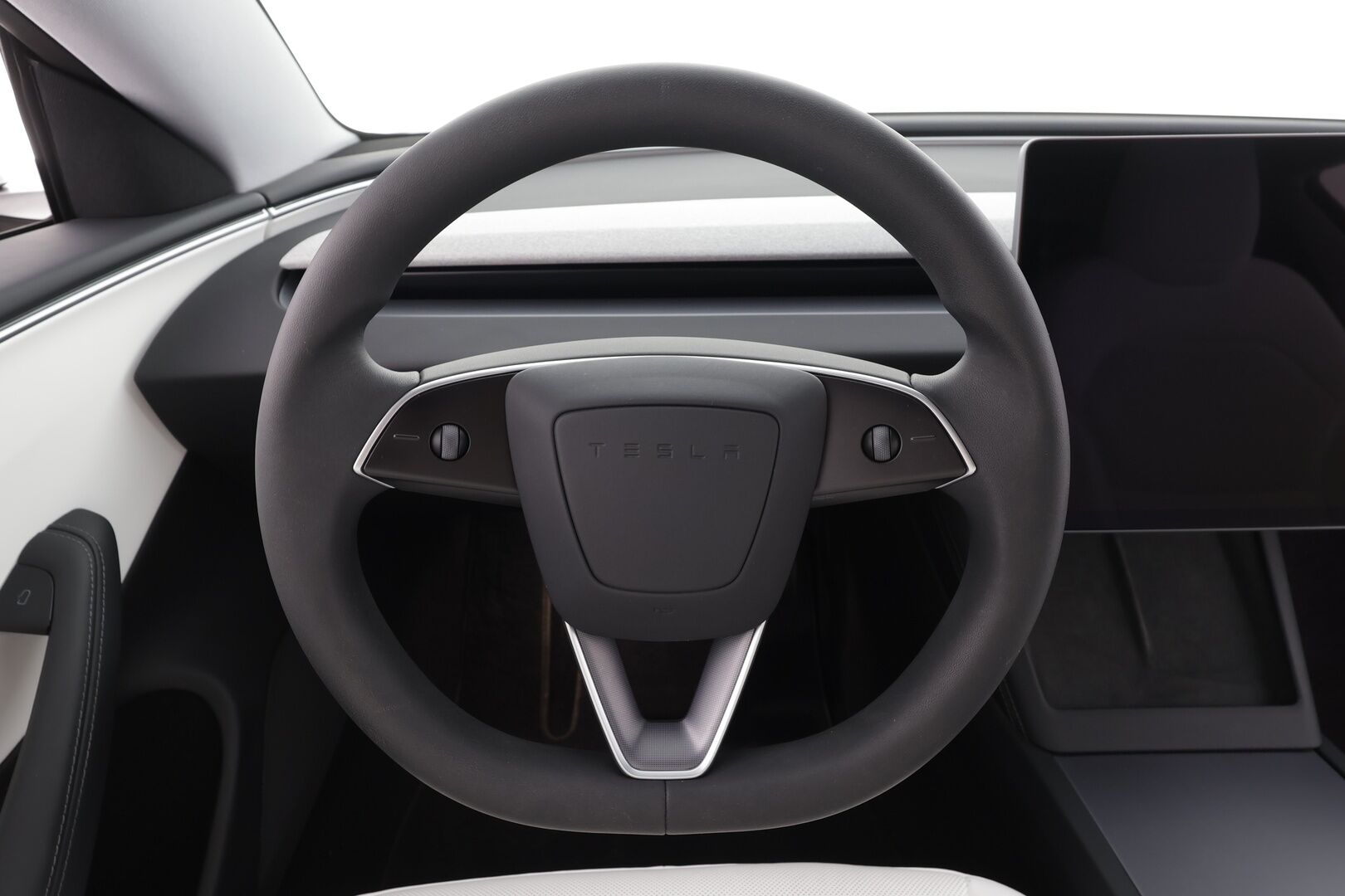 TESLA MODEL 3 2024 RWD Highland * Lasikatto / Ilmastoidut nahat / ILP / Matrix LED / P.kamera / Valkoinen sisusta / Viihdenäyttö / Ratinlämmitin * - HULLUT AVAJAISHULINAT KORKOTARJOUS 3,29 %