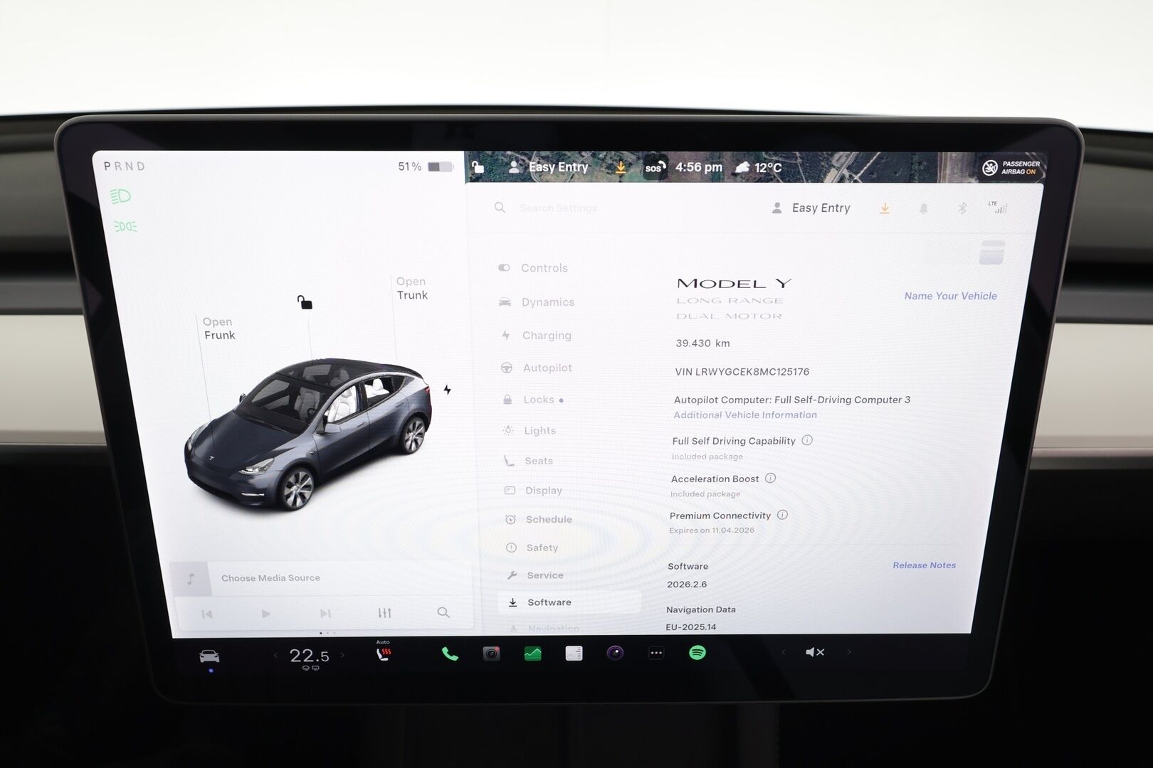 TESLA MODEL Y 2021 Long Range Dual Motor AWD * Koukku / FSD / ILP / Lasikatto / Matrix LED / Valkoinen sisusta / Premium Audio / P.kamera * - Kahdet renkaat aluvanteilla - HULLUT AVAJAISHULINAT KORKOTARJOUS 3,29 %