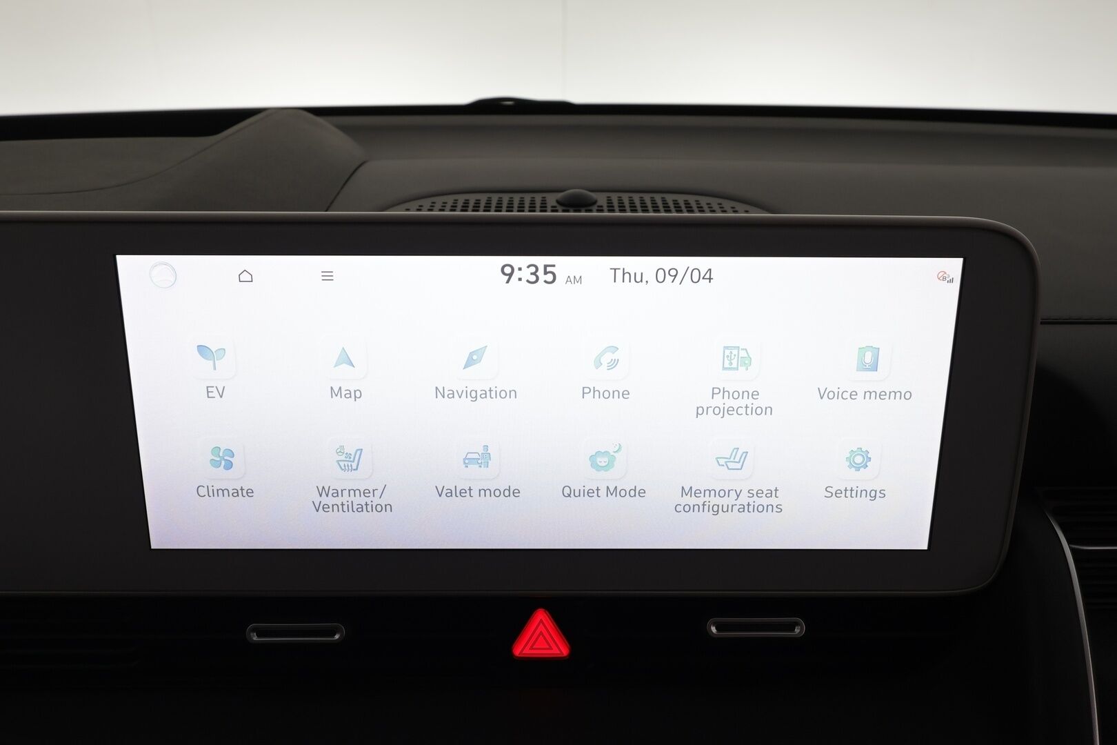 HYUNDAI IONIQ 5 2022 Premium 4WD * ACC / HUD / ILP / Relax-istuimet / Koukku / Bose / 360° / Matrix LED / Ilmastoidut nahat * - Kahdet renkaat aluvanteilla / Merkkihuollettu - HULLUT AVAJAISHULINAT KORKOTARJOUS 3,29 %