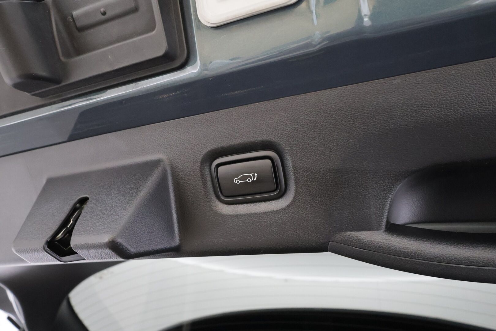 HYUNDAI IONIQ 5 2022 Premium 4WD * ACC / HUD / ILP / Relax-istuimet / Koukku / Bose / 360° / Matrix LED / Ilmastoidut nahat * - Kahdet renkaat aluvanteilla / Merkkihuollettu - HULLUT AVAJAISHULINAT KORKOTARJOUS 3,29 %