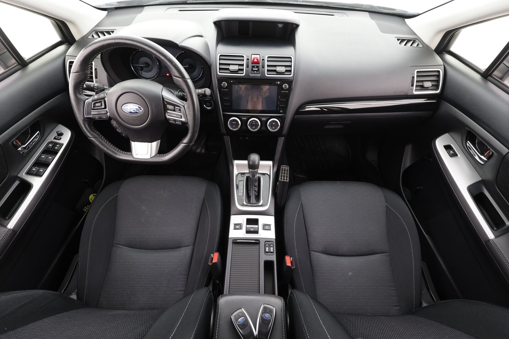 SUBARU LEVORG 2017 1.6i GT-N CVT * Sisätilanlämmitin / P.Kamera / LED / Vakkari / Navi / Katveavustin / Keyless * - Suomi-auto / Kahdet renkaat aluvanteilla - HULLUT AVAJAISHULINAT KORKOTARJOUS 3,29 %