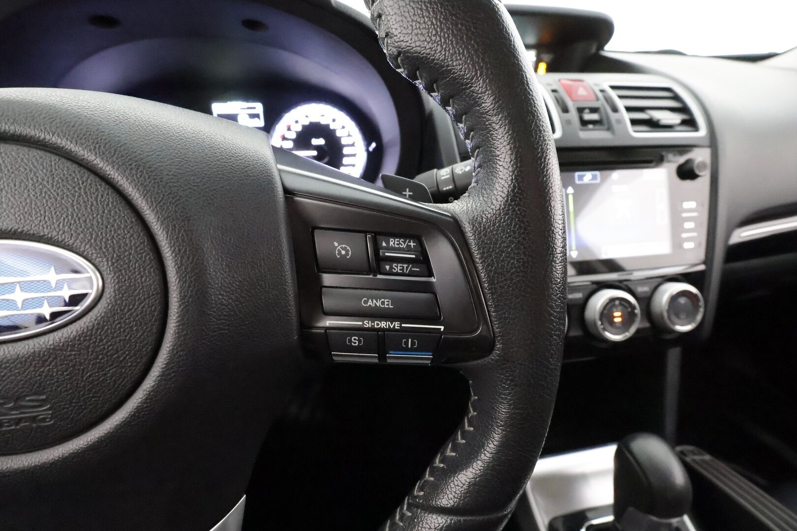 SUBARU LEVORG 2017 1.6i GT-N CVT * Sisätilanlämmitin / P.Kamera / LED / Vakkari / Navi / Katveavustin / Keyless * - Suomi-auto / Kahdet renkaat aluvanteilla - HULLUT AVAJAISHULINAT KORKOTARJOUS 3,29 %