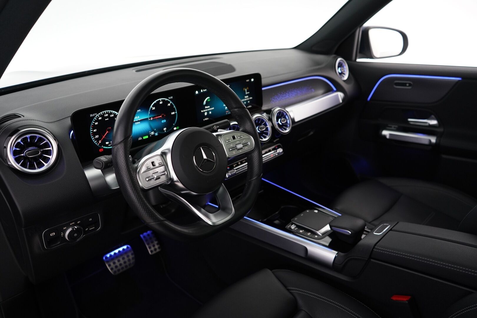 MERCEDES-BENZ EQB 2022 350 4MATIC AMG 7-P - Distronic+ | Midline | Panorama | 360° | Kaistavahti | LED | Navi | Keyless | Nahat | Sähköluukku | 7-Paikkainen | SoH 98.2% | AMG sisä- ja ulkopaketti | Kahdet Mersun vanteet | Puhdas Carvetical 