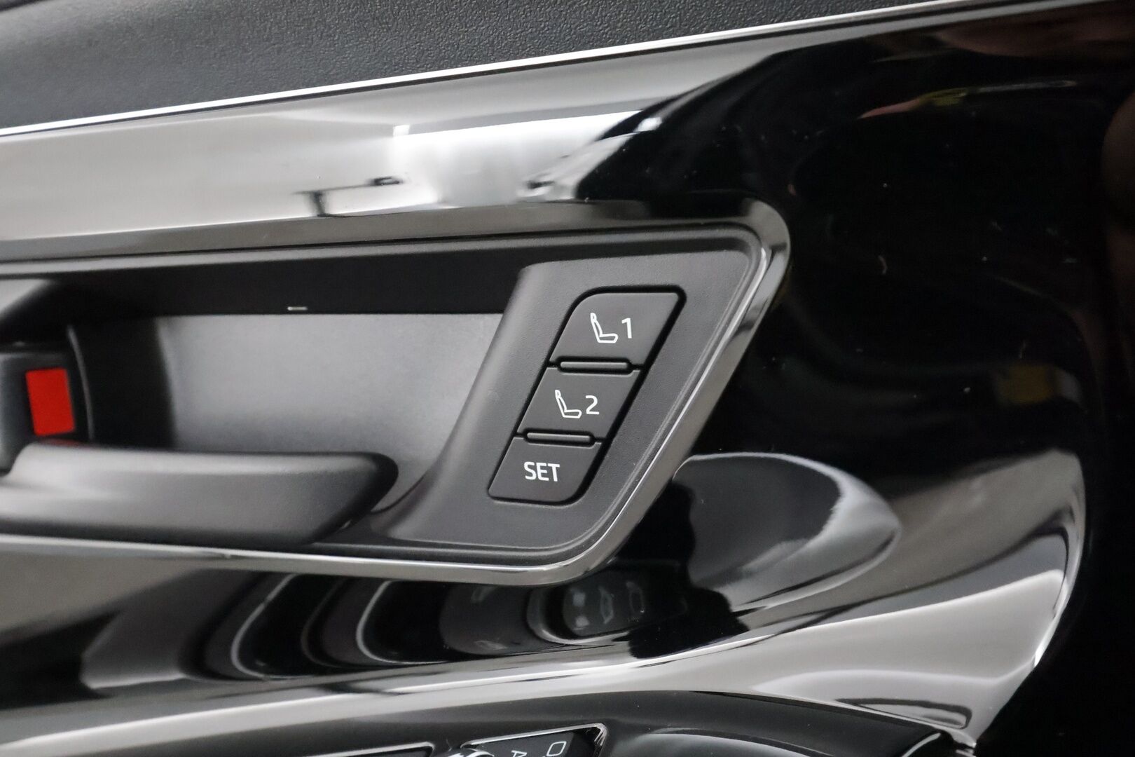SUBARU SOLTERRA 2023 AWD 71,4kWh Touring - ACC | H&K | ILP | Panorama | Muistipenkki | 360° | LED | Nahat | Navi | Keyless | Ratinlämmitin | Merkkihuollettu | Huippuvarusteet 