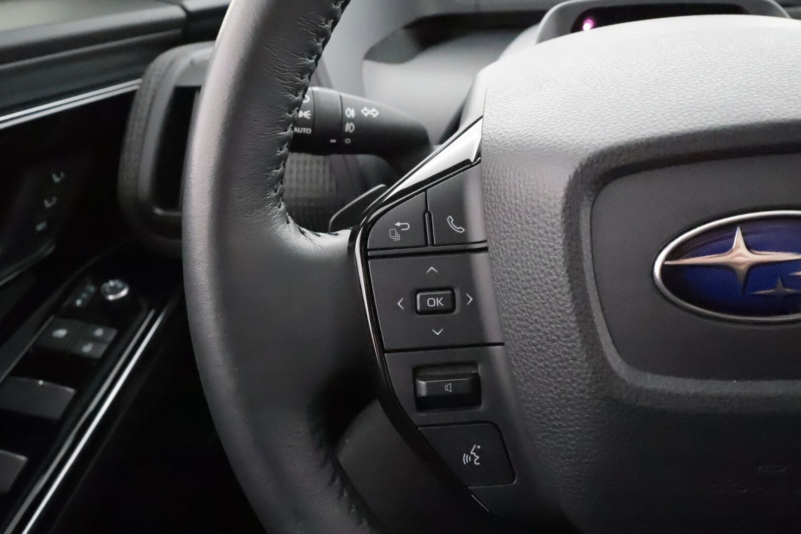 SUBARU SOLTERRA 2023 AWD 71,4kWh Touring - ACC | H&K | ILP | Panorama | Muistipenkki | 360° | LED | Nahat | Navi | Keyless | Ratinlämmitin | Merkkihuollettu | Huippuvarusteet 