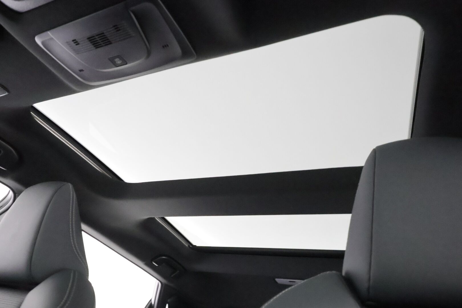 SUBARU SOLTERRA 2023 AWD 71,4kWh Touring - ACC | H&K | ILP | Panorama | Muistipenkki | 360° | LED | Nahat | Navi | Keyless | Ratinlämmitin | Merkkihuollettu | Huippuvarusteet 