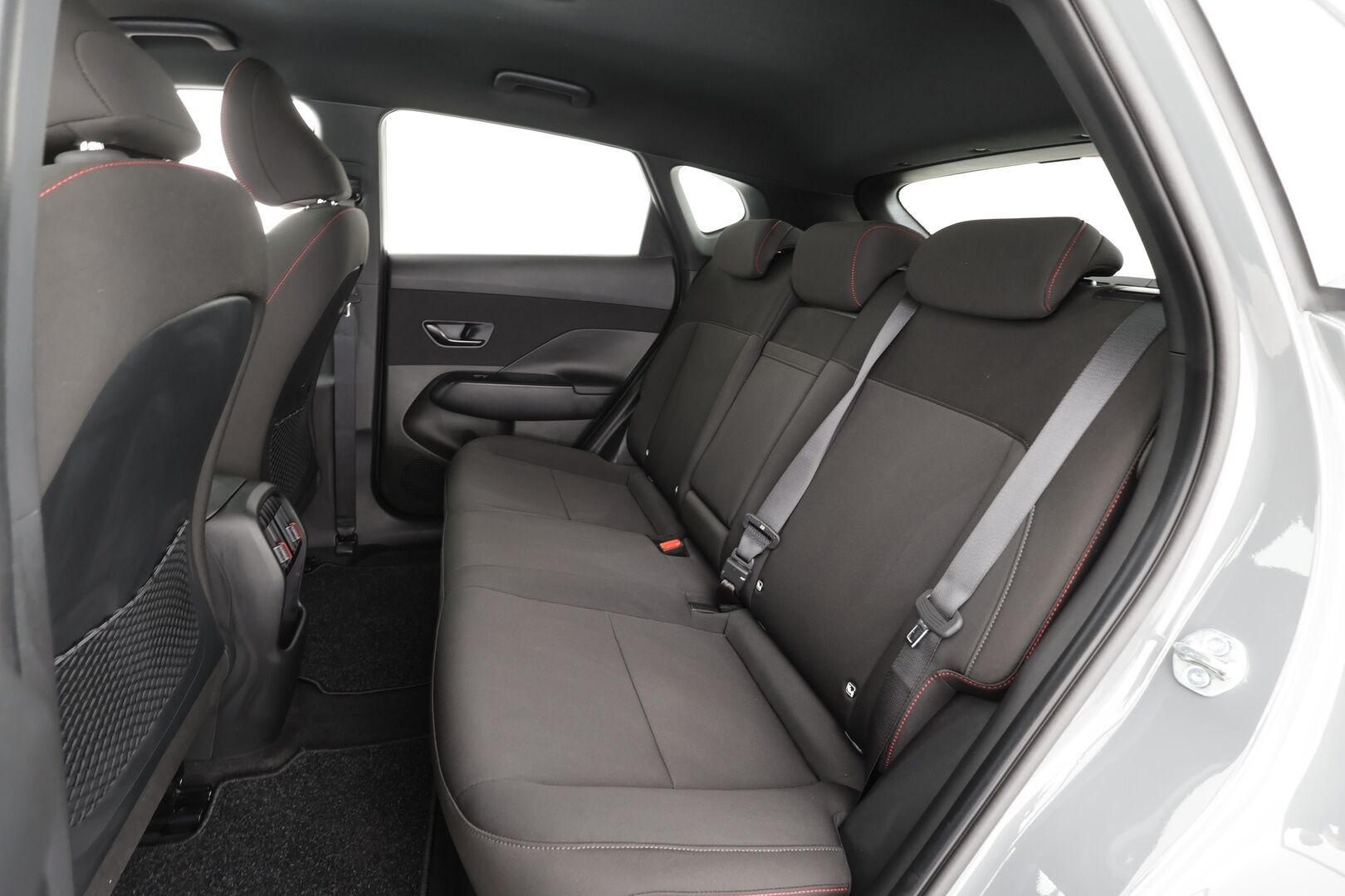 HYUNDAI KONA ELECTRIC 2025 N Line Elektro 2WD - Seuraava katsastus 01.2029 | SOH 99.3% | Puhdas CarVertical |  ACC | ILP | Kaistavahti | Kamera | LED | Navi | Keyless | Ratinlämmitin | Sähköluukku
