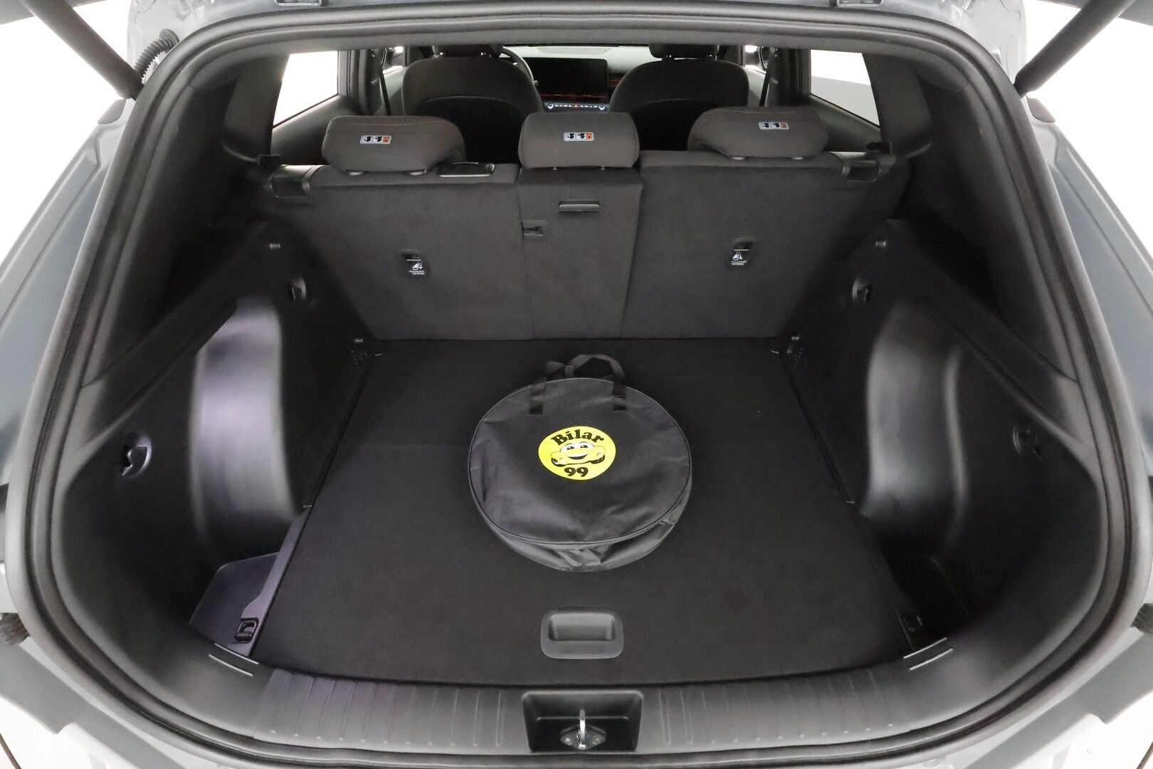 HYUNDAI KONA ELECTRIC 2025 N Line Elektro 2WD - Seuraava katsastus 01.2029 | SOH 99.3% | Puhdas CarVertical |  ACC | ILP | Kaistavahti | Kamera | LED | Navi | Keyless | Ratinlämmitin | Sähköluukku