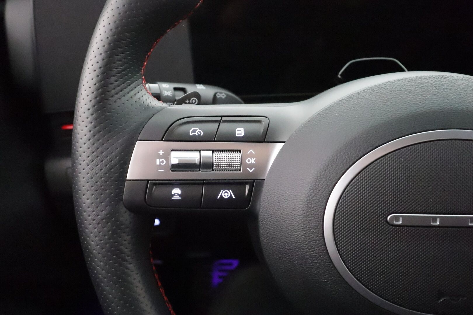 HYUNDAI KONA ELECTRIC 2025 N Line Elektro 2WD - Seuraava katsastus 01.2029 | SOH 99.3% | Puhdas CarVertical |  ACC | ILP | Kaistavahti | Kamera | LED | Navi | Keyless | Ratinlämmitin | Sähköluukku