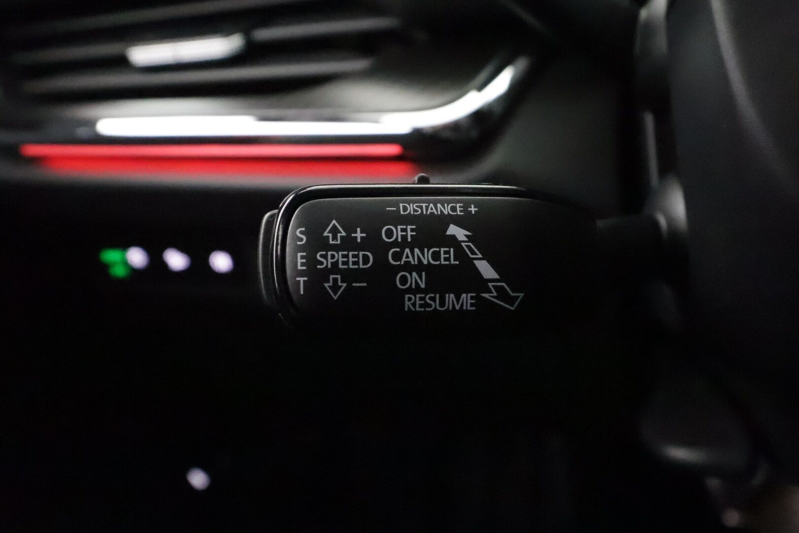 SKODA ENYAQ 2025 85iV Coupe RS 4x4 250kW - ACC | ILP | Koukku | Canton | HUD | Lasikatto | 360-Kamera | Muistipenkit | Keyless