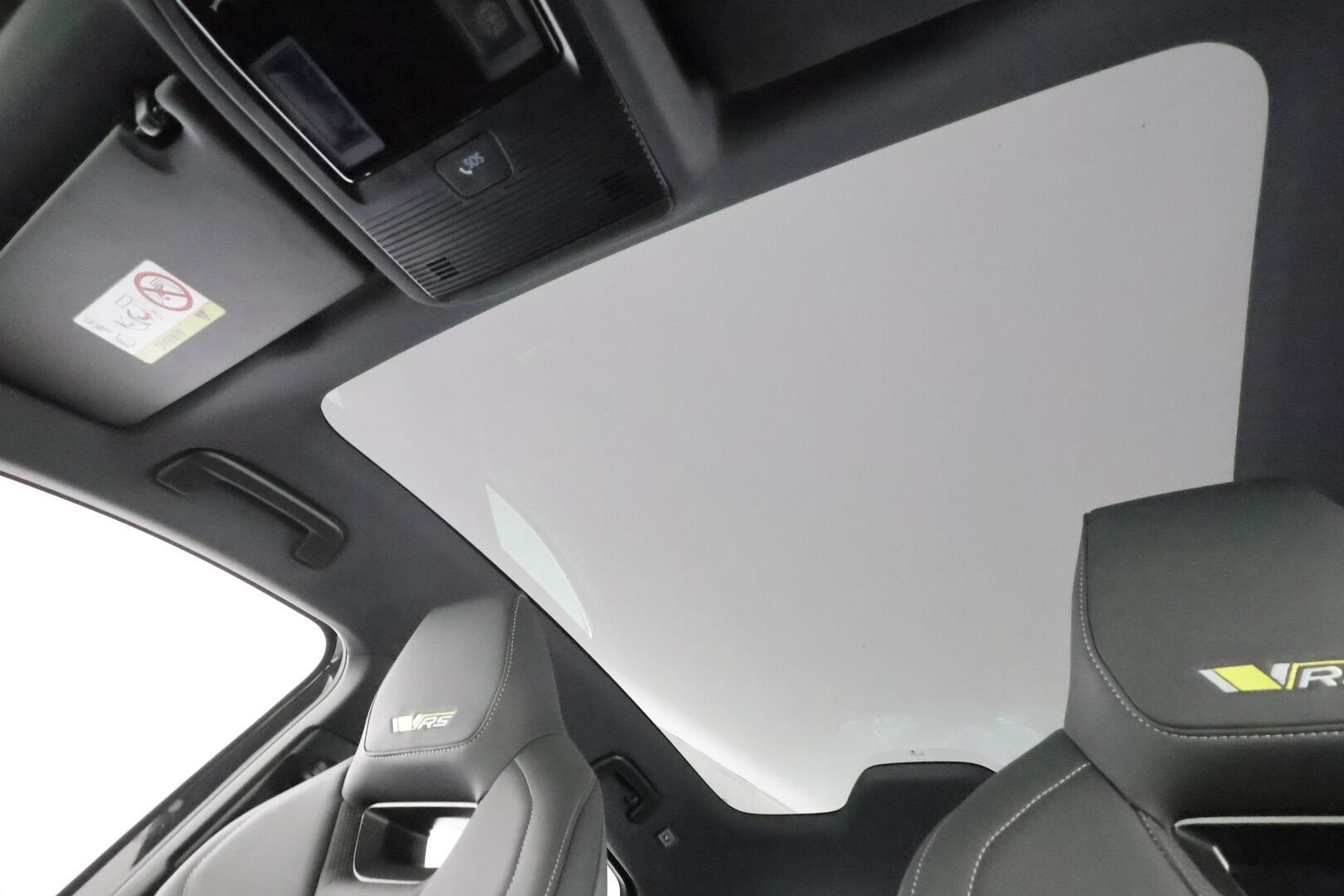 SKODA ENYAQ 2025 85iV Coupe RS 4x4 250kW - ACC | ILP | Koukku | Canton | HUD | Lasikatto | 360-Kamera | Muistipenkit | Keyless