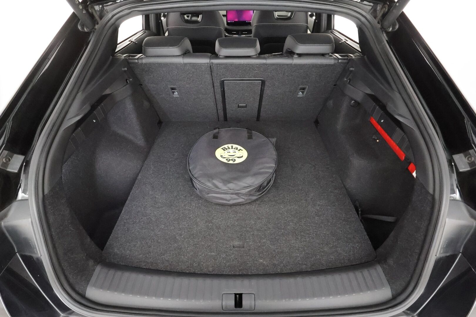 SKODA ENYAQ 2025 85iV Coupe RS 4x4 250kW - ACC | ILP | Koukku | Canton | HUD | Lasikatto | 360-Kamera | Muistipenkit | Keyless