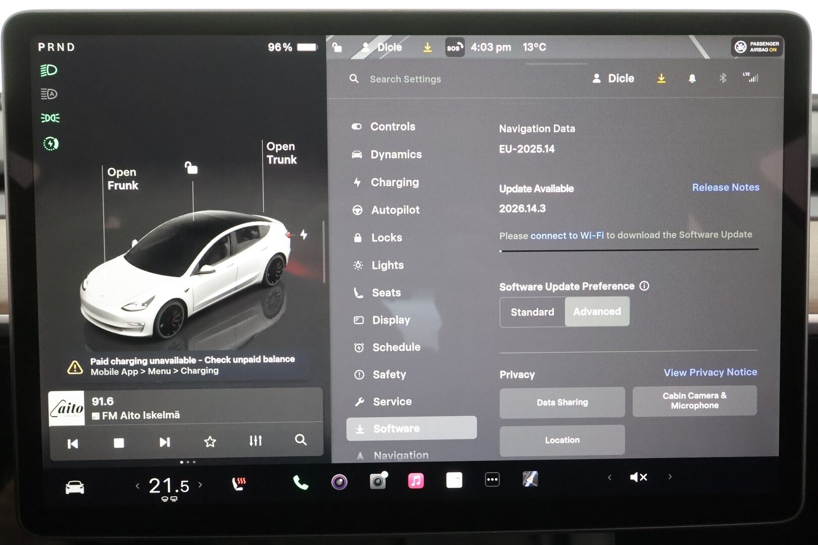 TESLA MODEL 3 2023 Performance Dual Motor - | ILP | ACC | Lasikatto | Matrix-LED | P.Kamera | Muistipenkki | Premium Audio | Navi | Keyless | Kahdet renkaat aluvanteilla |