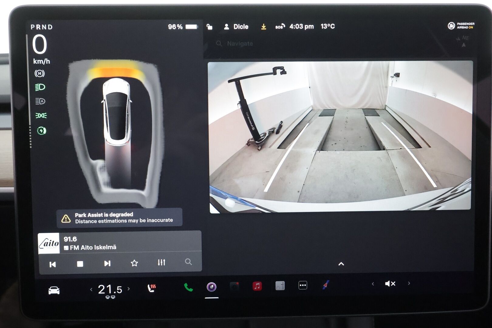 TESLA MODEL 3 2023 Performance Dual Motor - | ILP | ACC | Lasikatto | Matrix-LED | P.Kamera | Muistipenkki | Premium Audio | Navi | Keyless | Kahdet renkaat aluvanteilla |