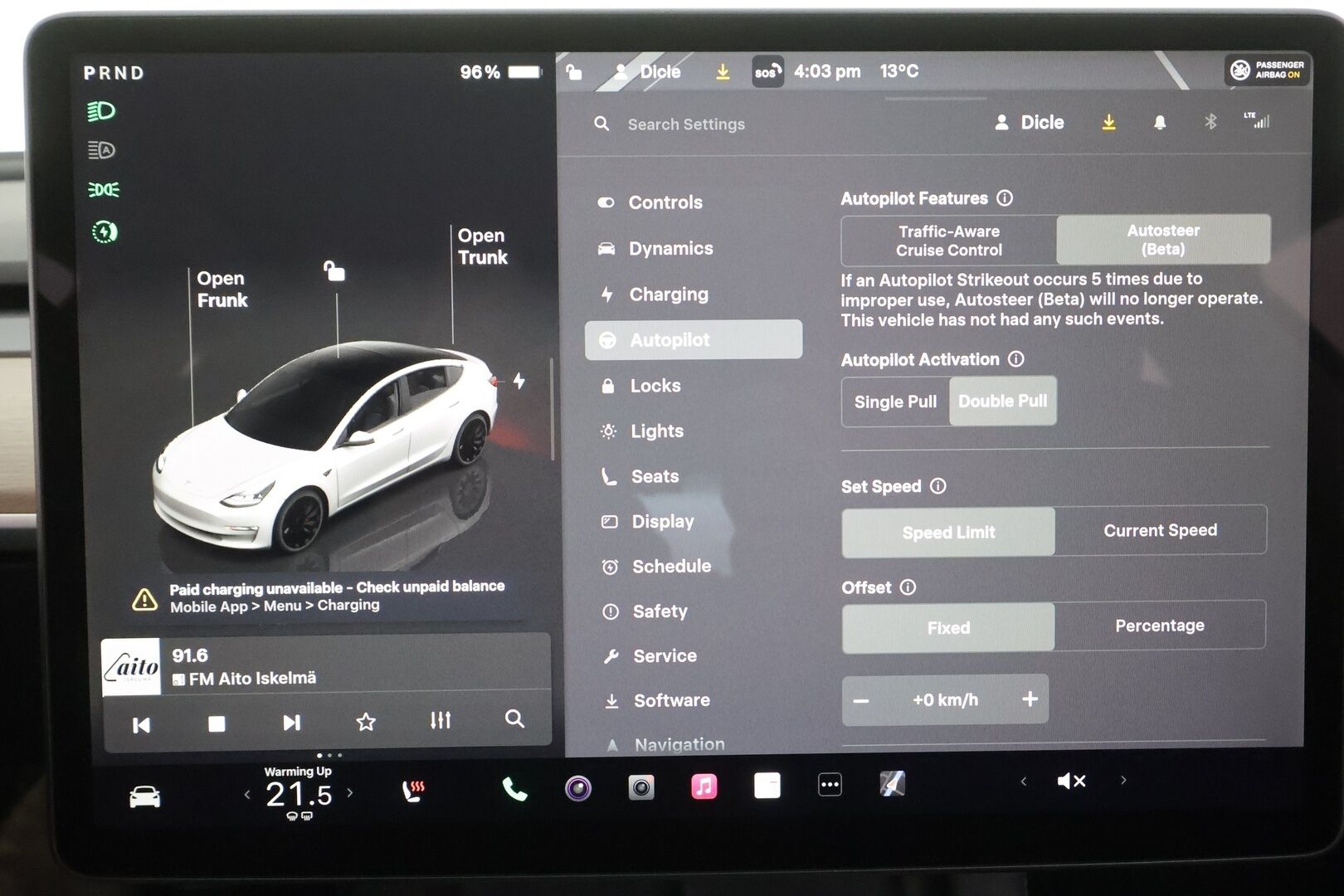 TESLA MODEL 3 2023 Performance Dual Motor - | ILP | ACC | Lasikatto | Matrix-LED | P.Kamera | Muistipenkki | Premium Audio | Navi | Keyless | Kahdet renkaat aluvanteilla |