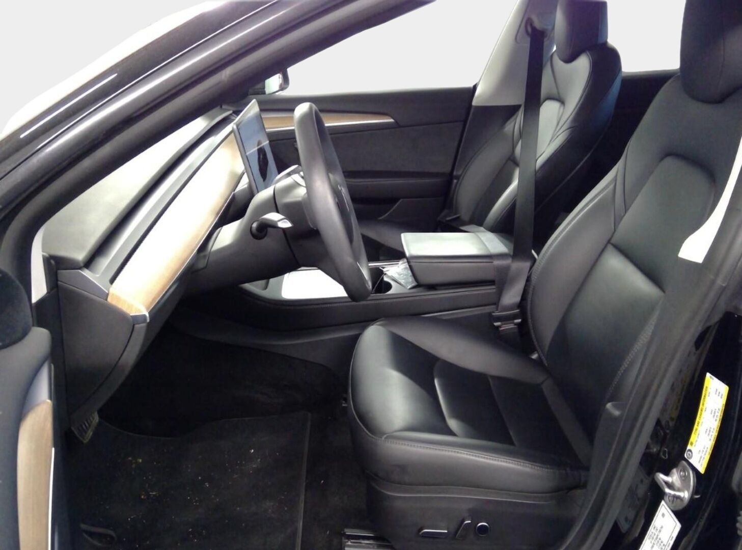 TESLA MODEL 3 2023 Standard Range Plus - | ILP | ACC | Lasikatto | Matrix-LED | P.Kamera | Muistipenkki | Premium Speakers | Navi | Kaistavahti | Keyless | 2x Latauskaapelit | Kahdet renkaat aluvanteilla | 