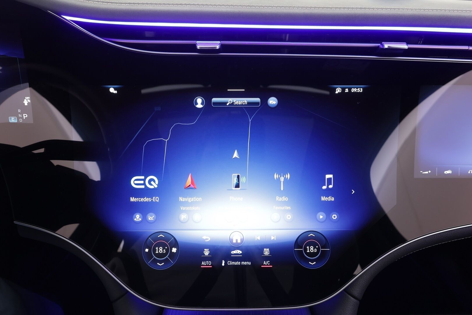 MERCEDES-BENZ EQE SUV 2023 350 4Matic - | Distronic+ | Hyperscreen | ILP | Koukku | Burmester | Panorama | Digital Light | 360° | Muistinahat | Ratinlämmitin | Navi | Keyless | Kahdet renkaat aluvanteilla | Huippuvarusteet |