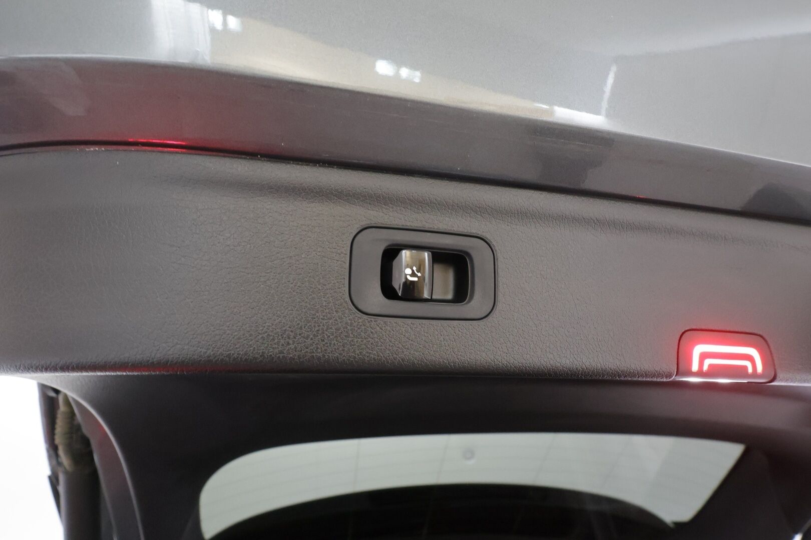 MERCEDES-BENZ EQE SUV 2023 350 4Matic - | Distronic+ | Hyperscreen | ILP | Koukku | Burmester | Panorama | Digital Light | 360° | Muistinahat | Ratinlämmitin | Navi | Keyless | Kahdet renkaat aluvanteilla | Huippuvarusteet |