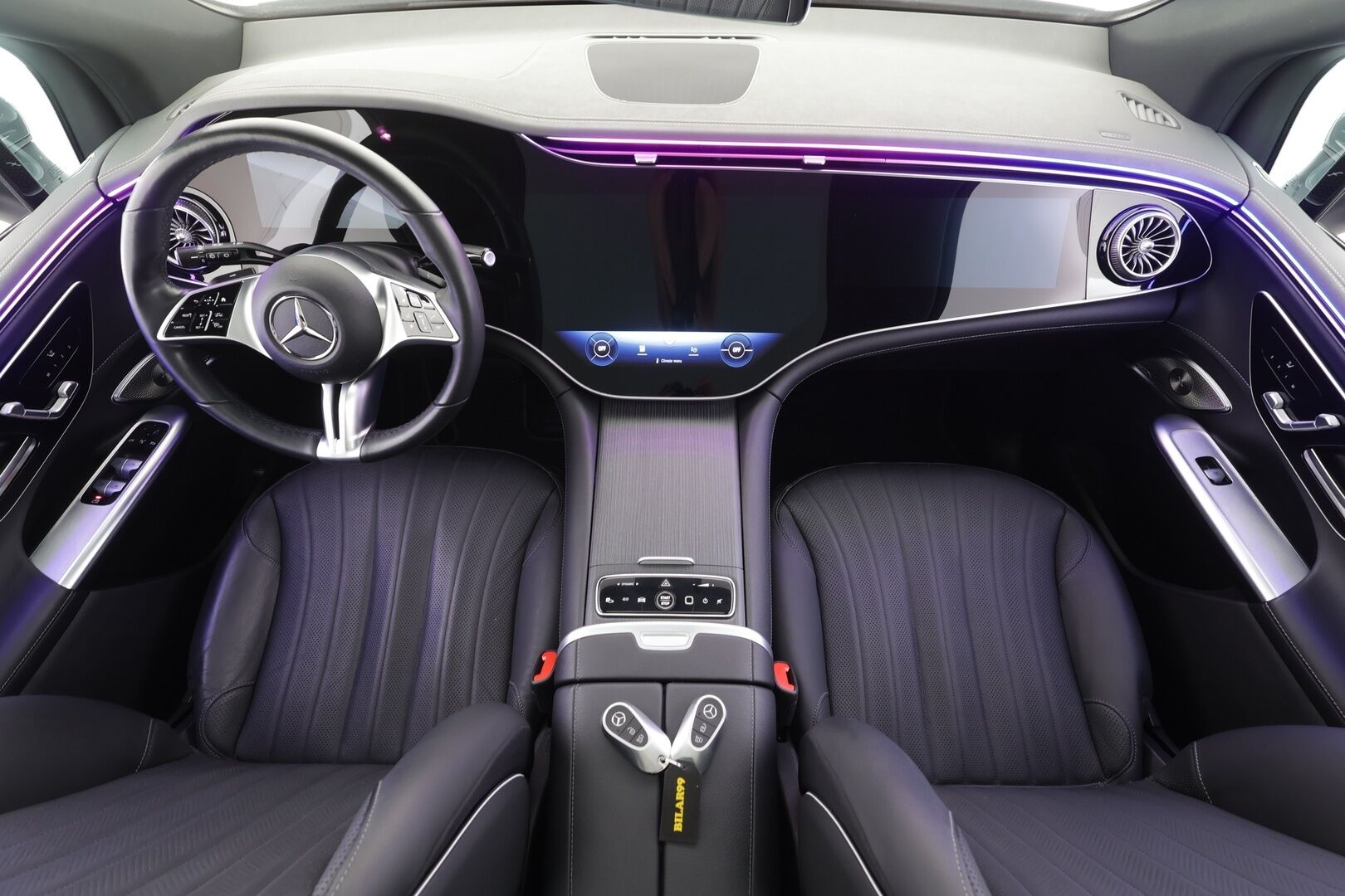 MERCEDES-BENZ EQE SUV 2023 350 4Matic - | Distronic+ | Hyperscreen | ILP | Koukku | Burmester | Panorama | Digital Light | 360° | Muistinahat | Ratinlämmitin | Navi | Keyless | Kahdet renkaat aluvanteilla | Huippuvarusteet |