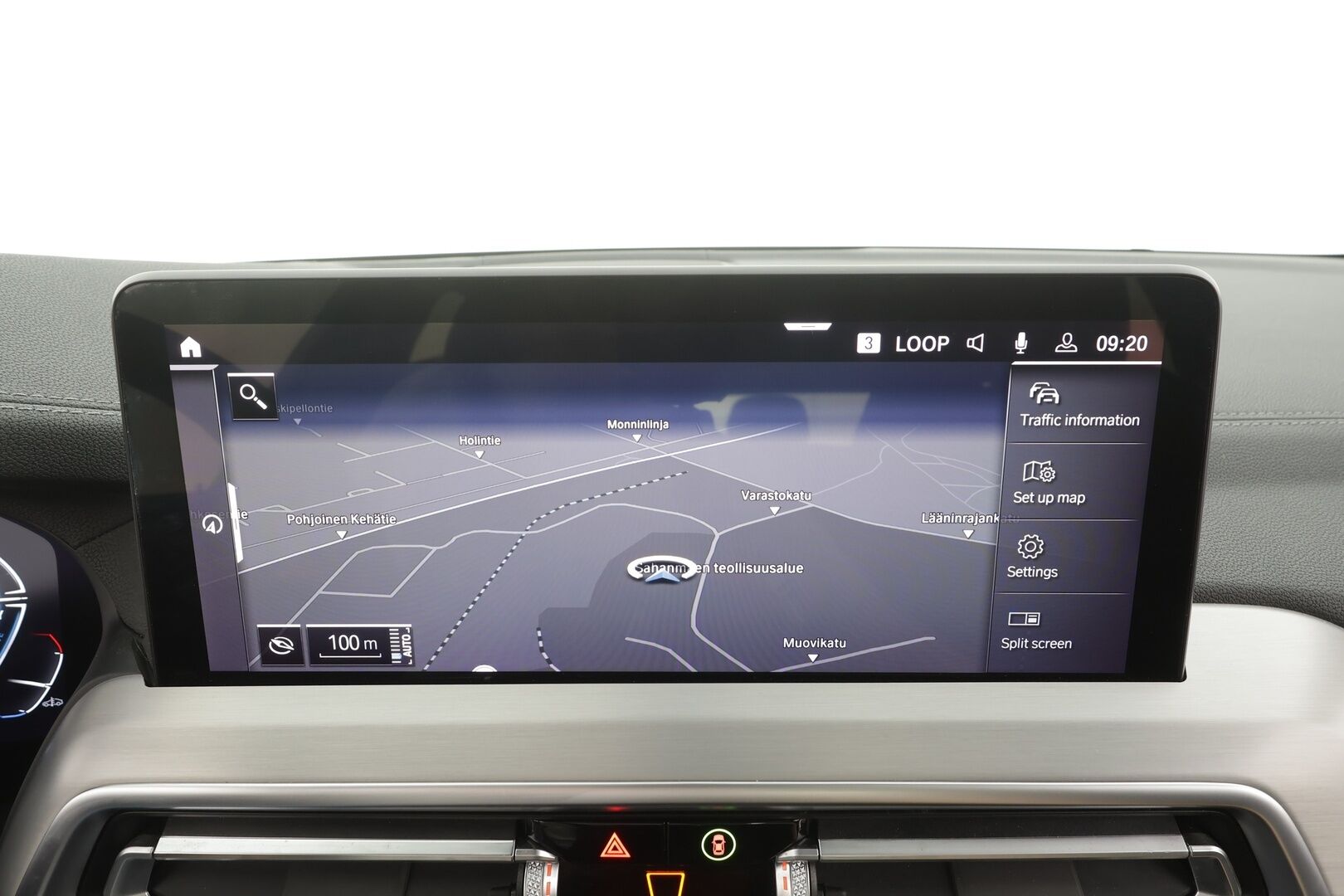 BMW IX3 2023 M-Sport - ACC | Koukku | Panorama | Muistipenkki | Adapt.LED | Sporttinahat | Navi | Adapt.Alusta | P.Kamera | Kahdet renkaat aluvanteilla | Merkkihuollettu