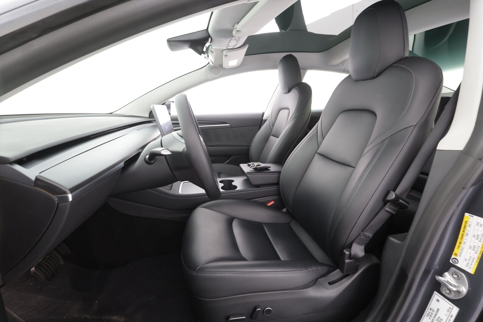TESLA MODEL 3 2022 Long Range - | Koukku | ILP | ACC | Lasikatto | Matrix-LED | P.Kamera | Muistipenkki | Premium Audio | Navi | Keyless | 2x Latauskaapelit | Suomi-auto |