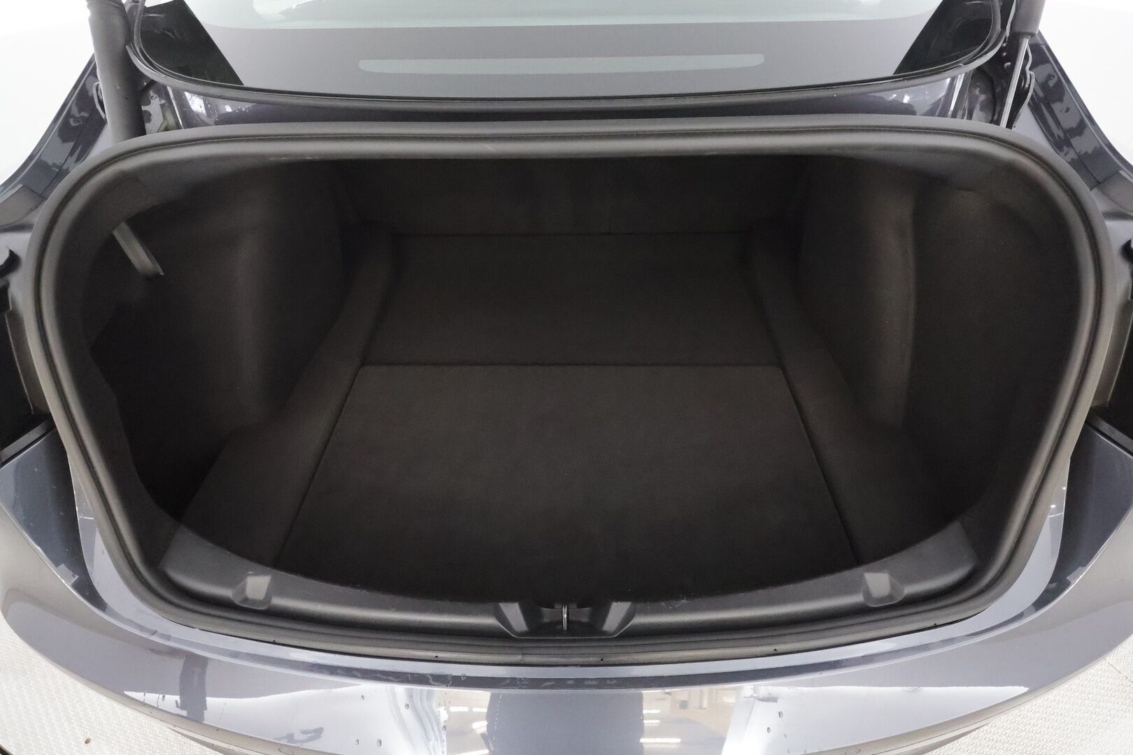 TESLA MODEL 3 2022 Long Range - | Koukku | ILP | ACC | Lasikatto | Matrix-LED | P.Kamera | Muistipenkki | Premium Audio | Navi | Keyless | 2x Latauskaapelit | Suomi-auto |