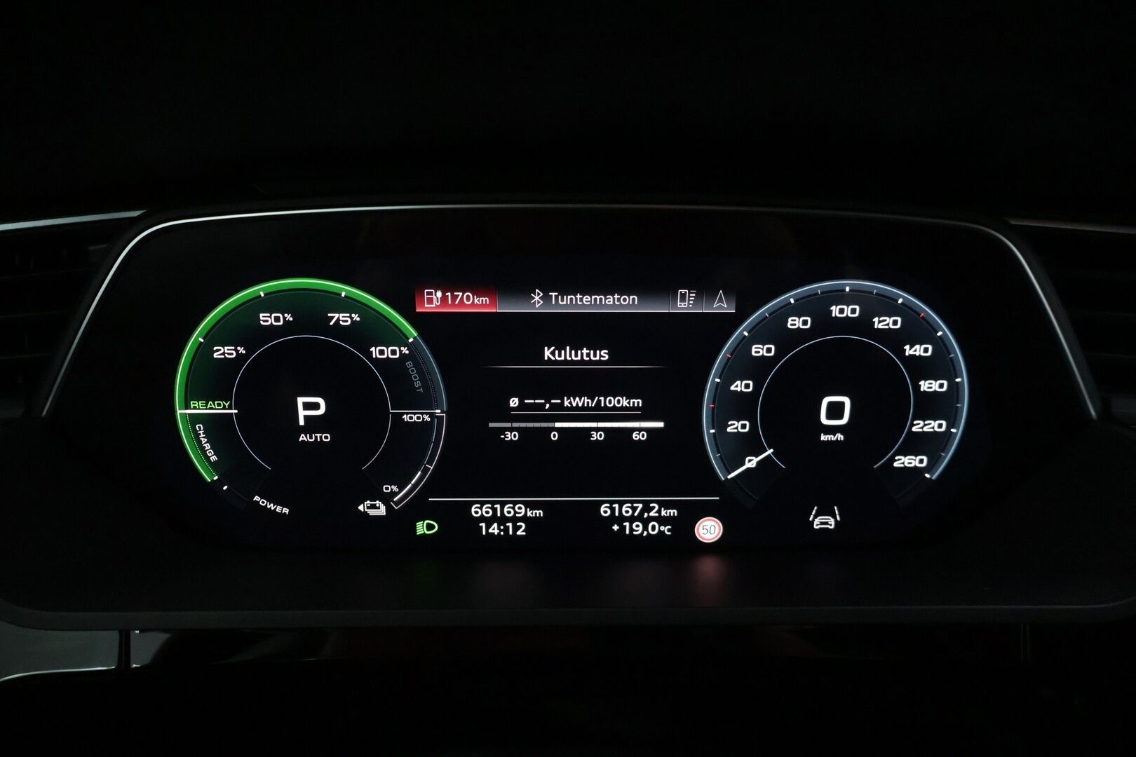 Audi Q8 e-tron 2024 Q8 50 e-tron Quattro Advanced - | ACC | P. Kamera | MMI Navi Plus | Muistipenkki kuskilla | Nahkasisusta | Audi Sound System | LED | Merkkihuollettu |