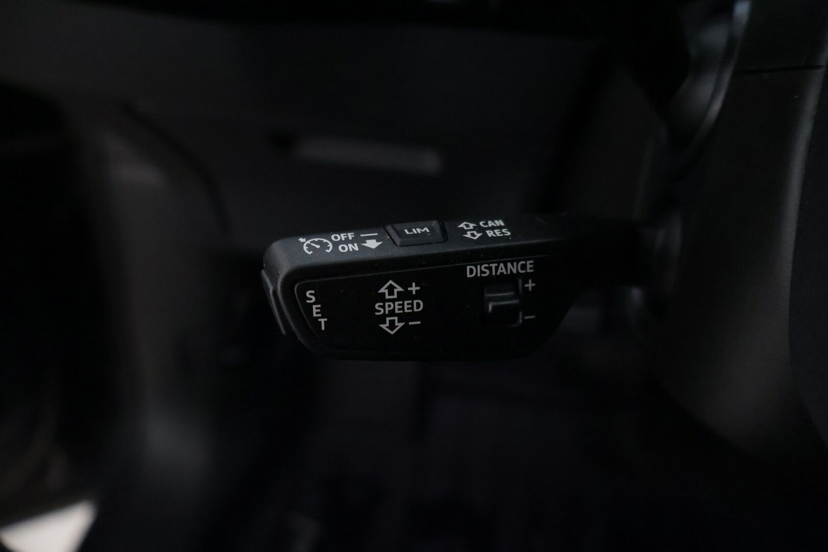 Audi Q8 e-tron 2024 Q8 50 e-tron Quattro Advanced - | ACC | P. Kamera | MMI Navi Plus | Muistipenkki kuskilla | Nahkasisusta | Audi Sound System | LED | Merkkihuollettu |