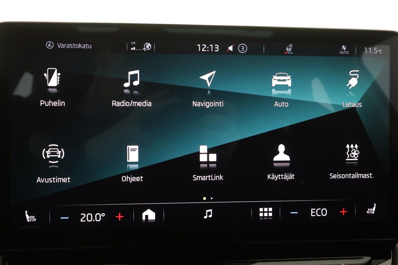 Skoda Enyaq 2022 Coupe 80x 4x4 Sportline iV * ACC / ILP / Koukku / HUD / Panorama / Matrix-LED / P.kamera * - Kahdet Renkaat