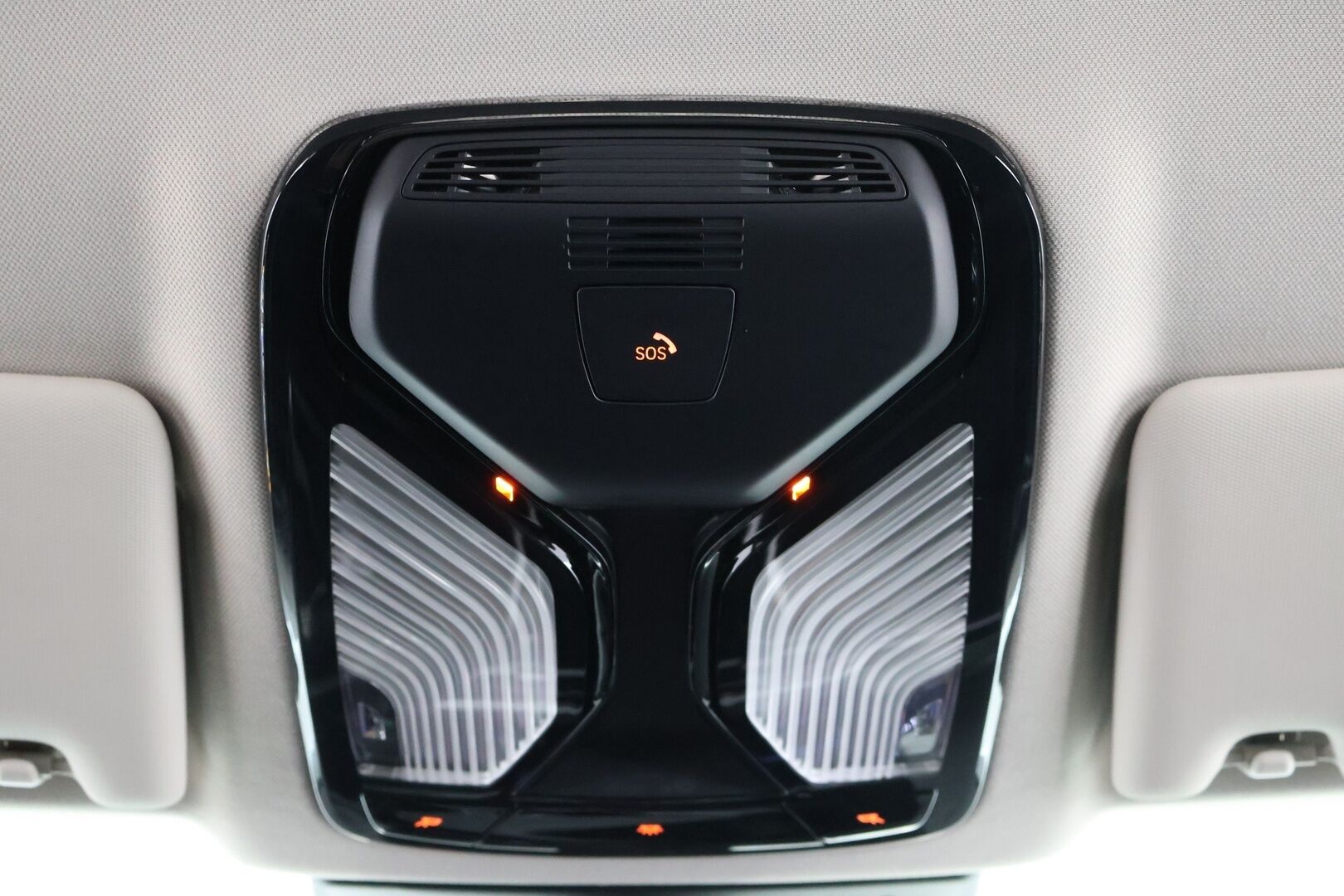 BMW i4 2024 eDrive40 Charged - ACC | Vetokoukku | 360-Kamera | Katveavustin | HiFi | LED | Sporttipenkit 