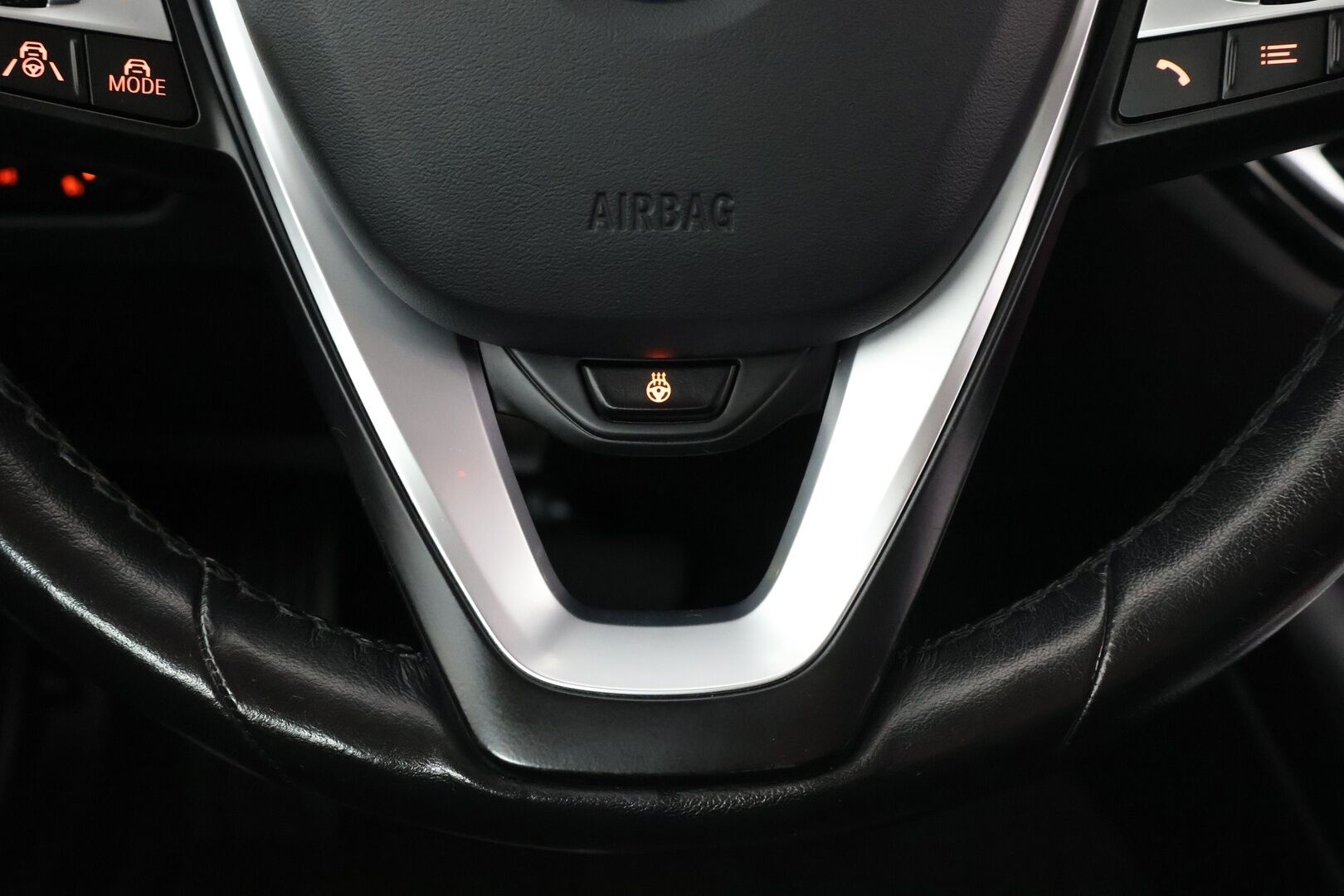 BMW i4 2024 eDrive40 Charged - ACC | Vetokoukku | 360-Kamera | Katveavustin | HiFi | LED | Sporttipenkit 