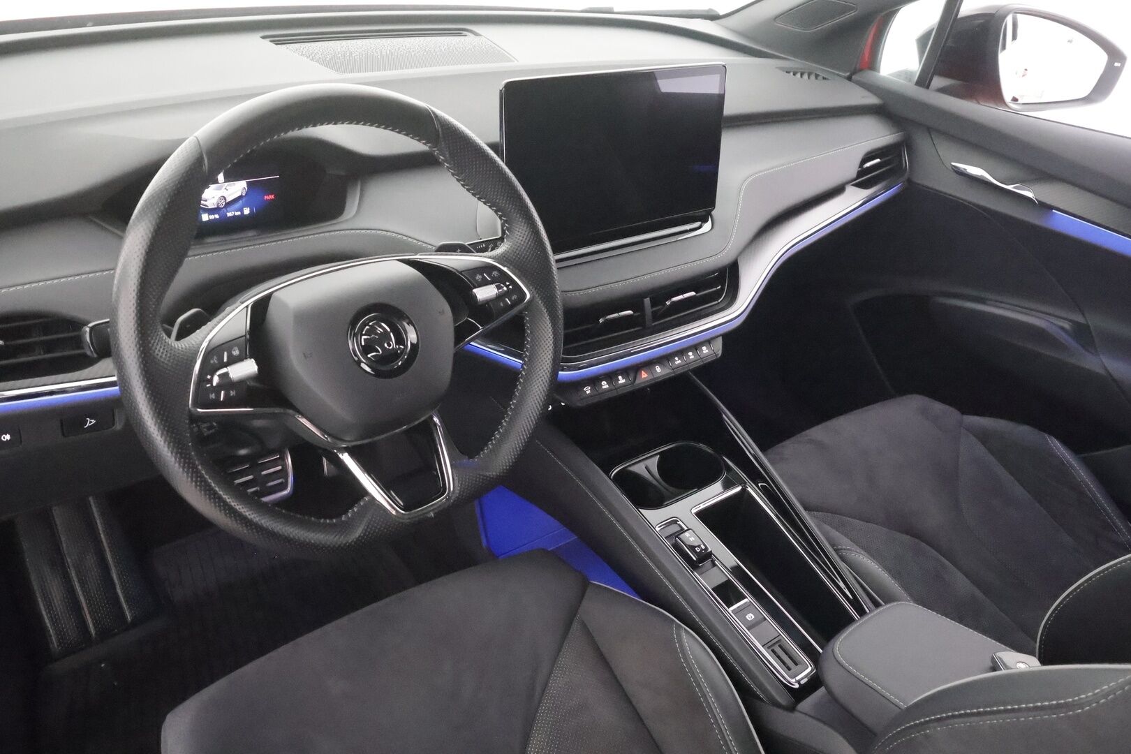 Skoda Enyaq 2022 80x 4x4 iV Sportline - | ACC | ILP | Crystal Light Matrix-LED | P.Kamera | Keyless | Puolinahat | Apple&Android | Merkkihuollettu | Kahdet Renkaat | Koti & Kauppalaturi |