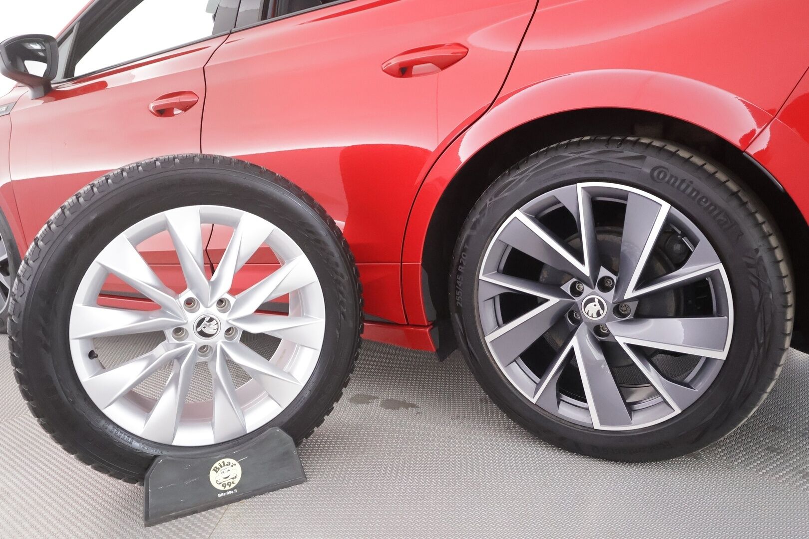 Skoda Enyaq 2022 80x 4x4 iV Sportline - | ACC | ILP | Crystal Light Matrix-LED | P.Kamera | Keyless | Puolinahat | Apple&Android | Merkkihuollettu | Kahdet Renkaat | Koti & Kauppalaturi |