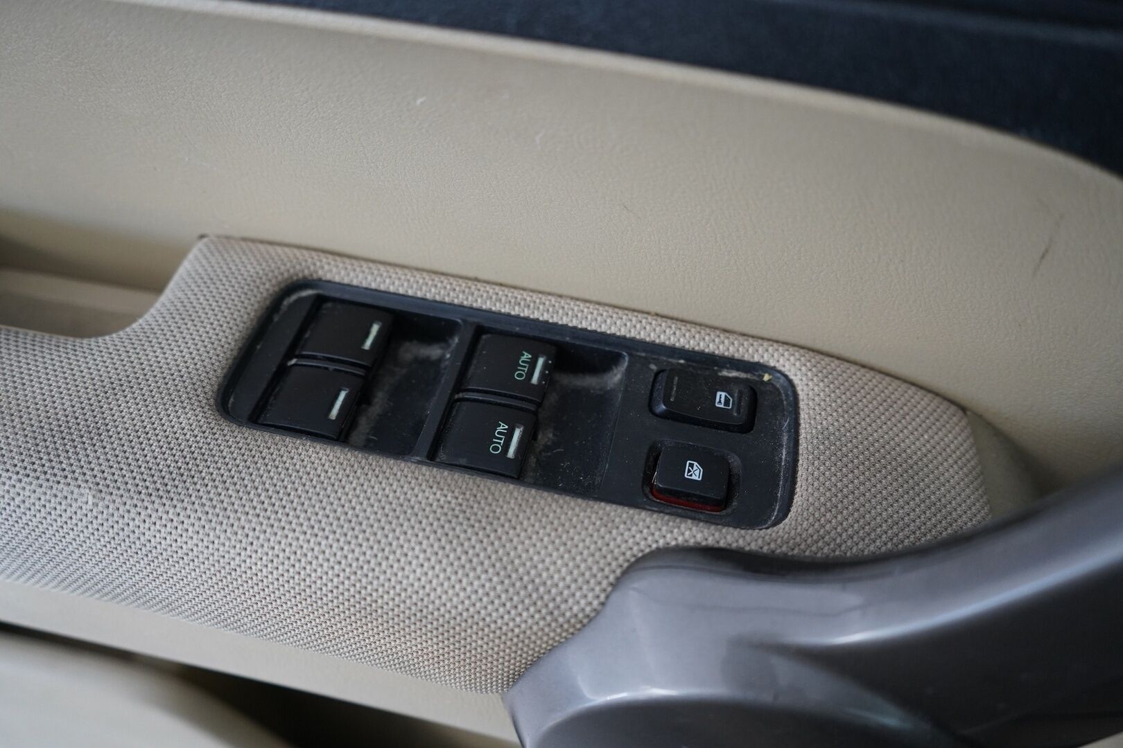 Honda CR-V 2008 2,2 i-CTDi Elegance X 4WD Business *YritysOutlet - Myydään vain yrityksille* - Suomi-auto / kahdet renkaat