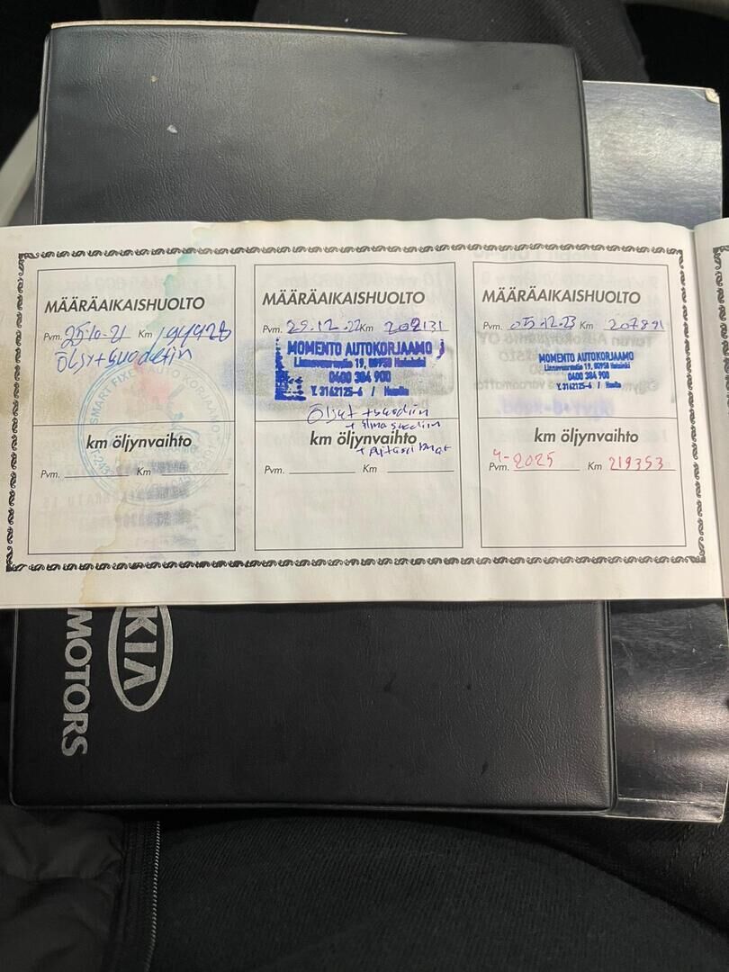 Kia Cerato 2005 4D CERATO SEDAN 1.6 AUTOMATIC ** YritysOutlet - Myydään vain yrityksille - Huoltohistoria / Juuri katsastettu / 2 renkaat / Vetokoukku * 