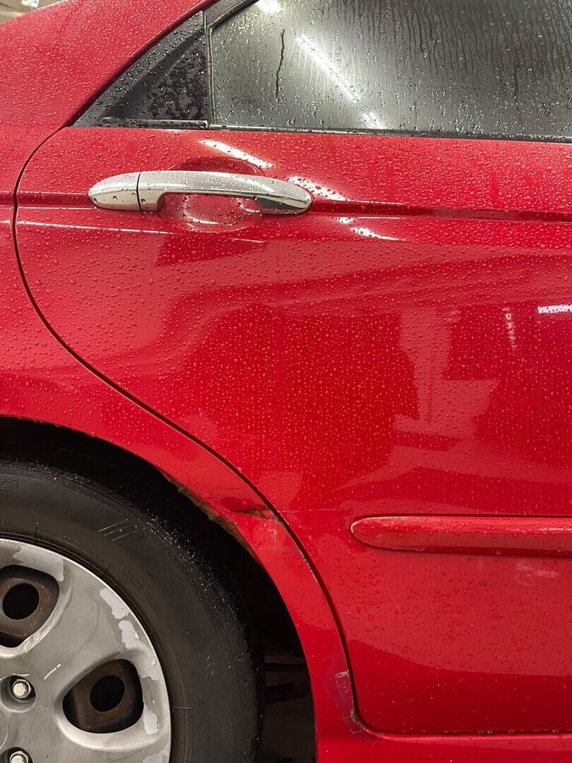 Kia Cerato 2005 4D CERATO SEDAN 1.6 AUTOMATIC ** YritysOutlet - Myydään vain yrityksille - Huoltohistoria / Juuri katsastettu / 2 renkaat / Vetokoukku * 