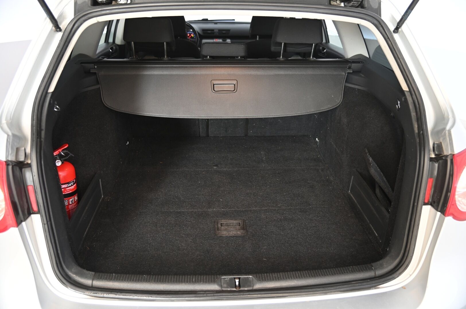 Volkswagen Passat Variant 2007 *Myydään Huutokaupat.com*
